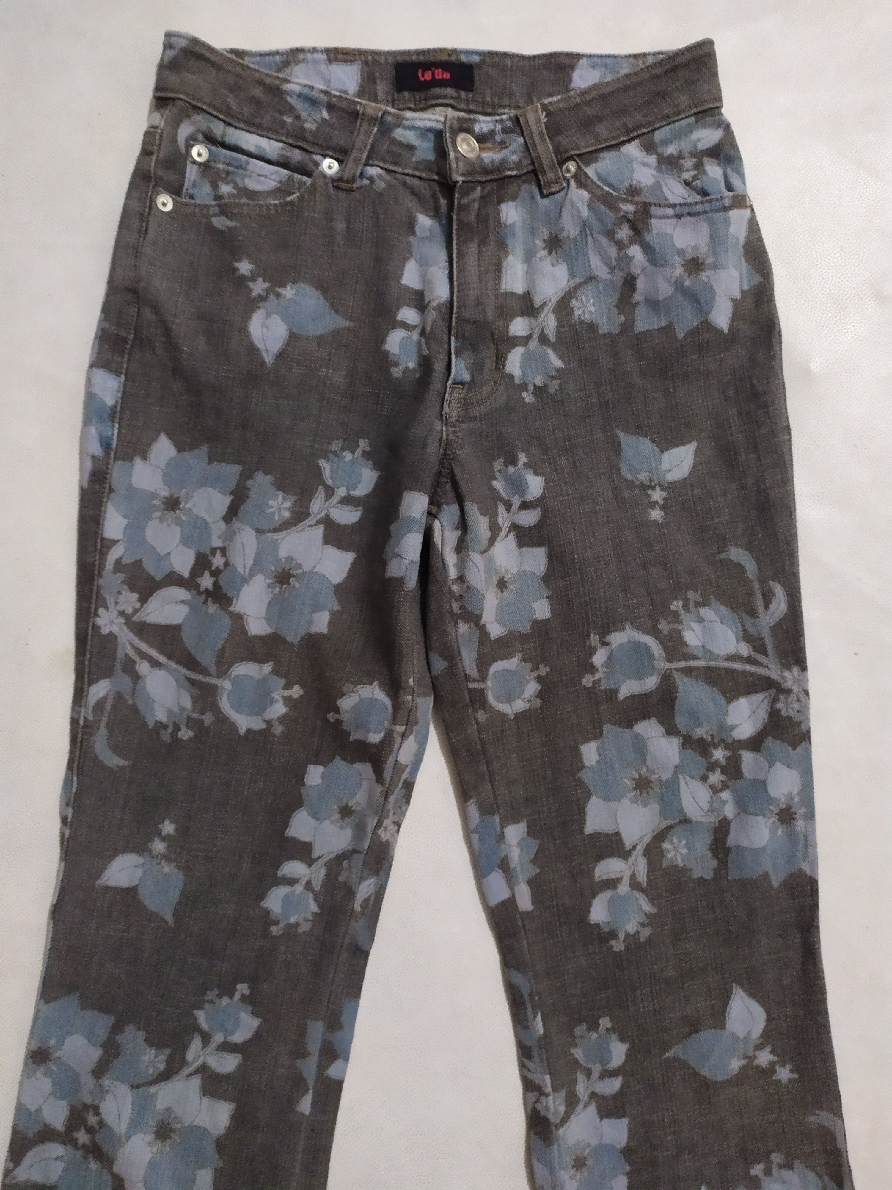 Japanese Brand 🔥Le'Da Japanese Fullprint Floral Bootcut Flare Pants Size US 28 / EU 44 - 2 Thumbnail