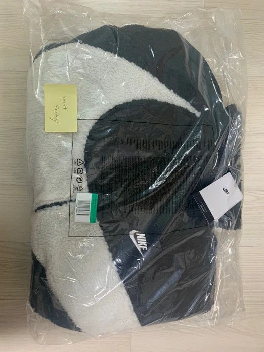 Nike Nike Big Swoosh Reversible Jacket Black / White Size US M / EU 48-50 / 2 - 9 Thumbnail