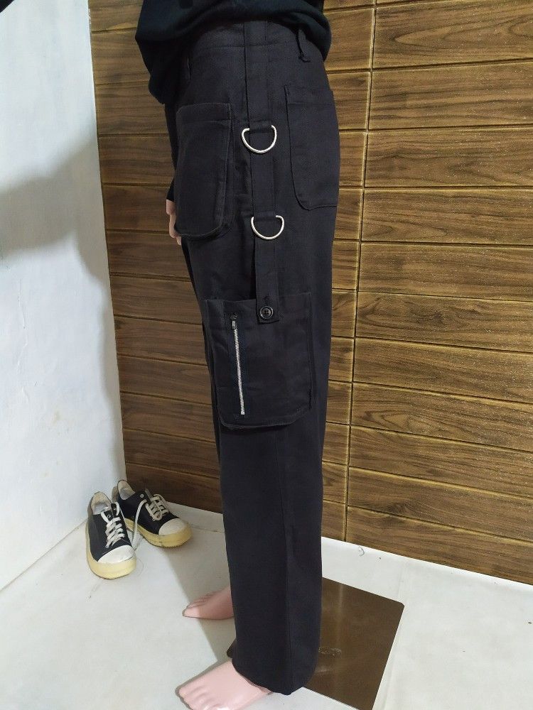 Japanese Brand 🔥UNKNOWN Japanese Cargo Multipocket Bondage Punk Pants Size US 31 - 13 Thumbnail