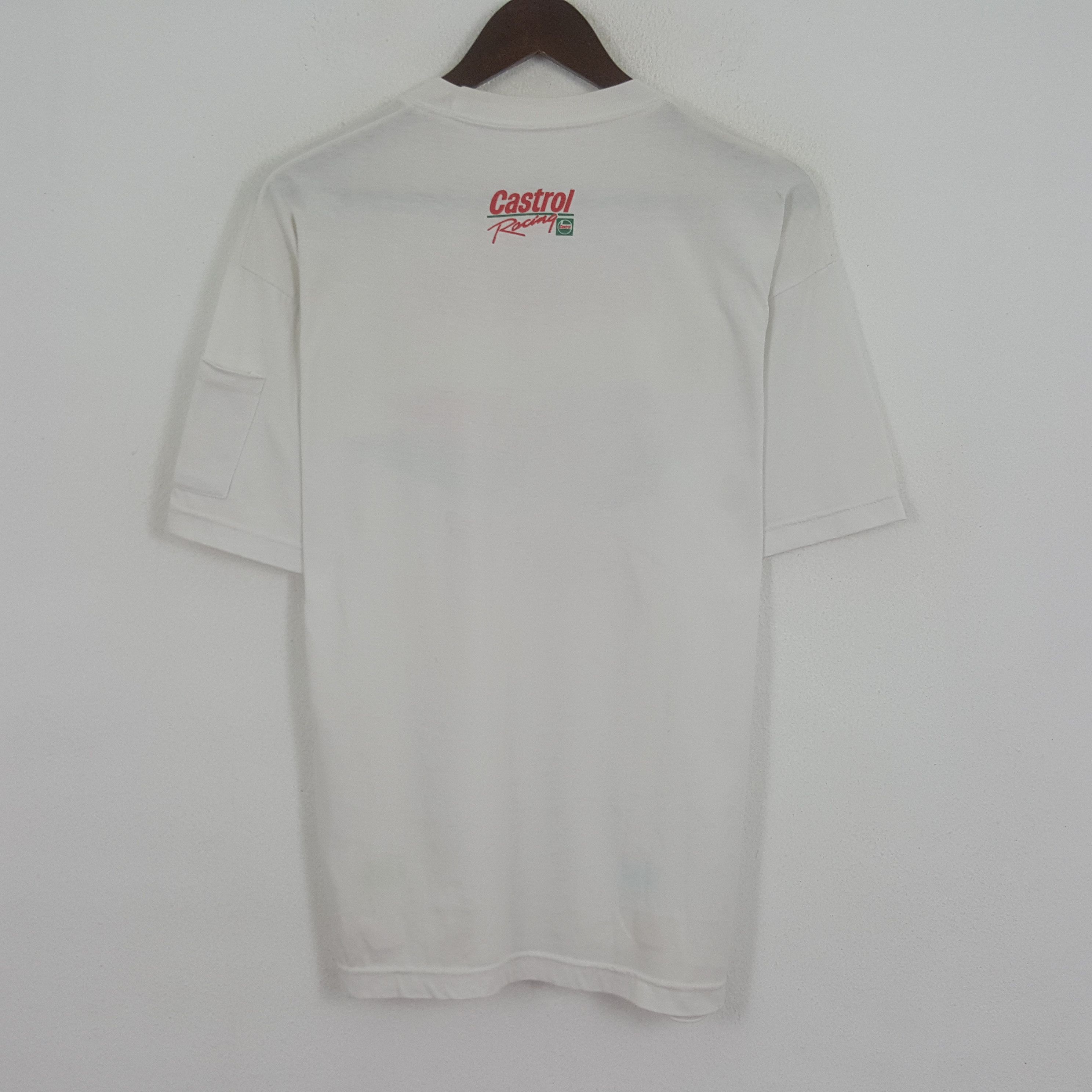 Vintage Vintage Castrol Racing Tshirt Size US L / EU 52-54 / 3 - 3 Thumbnail