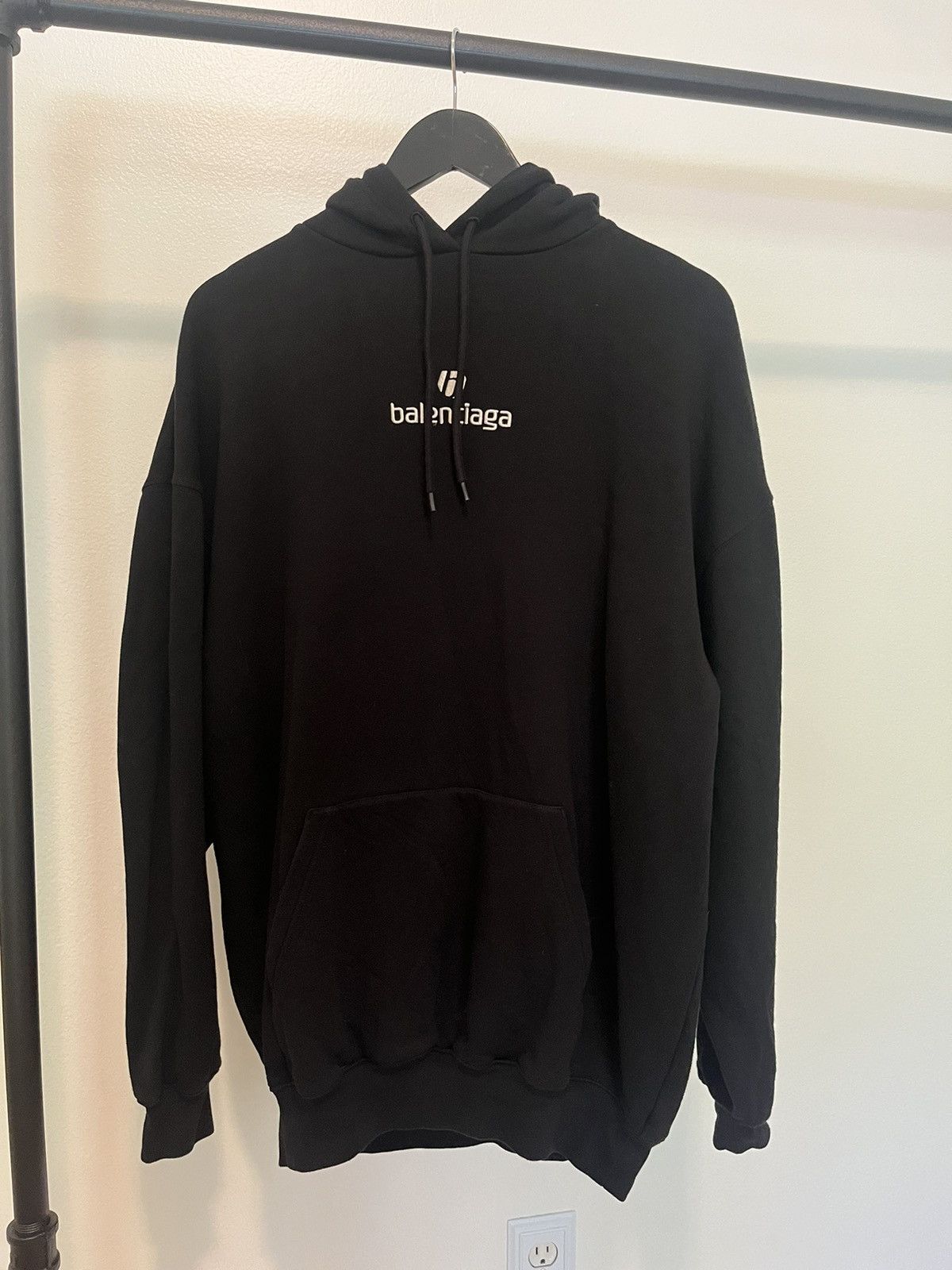 Balenciaga sponsor hoodie hot sale