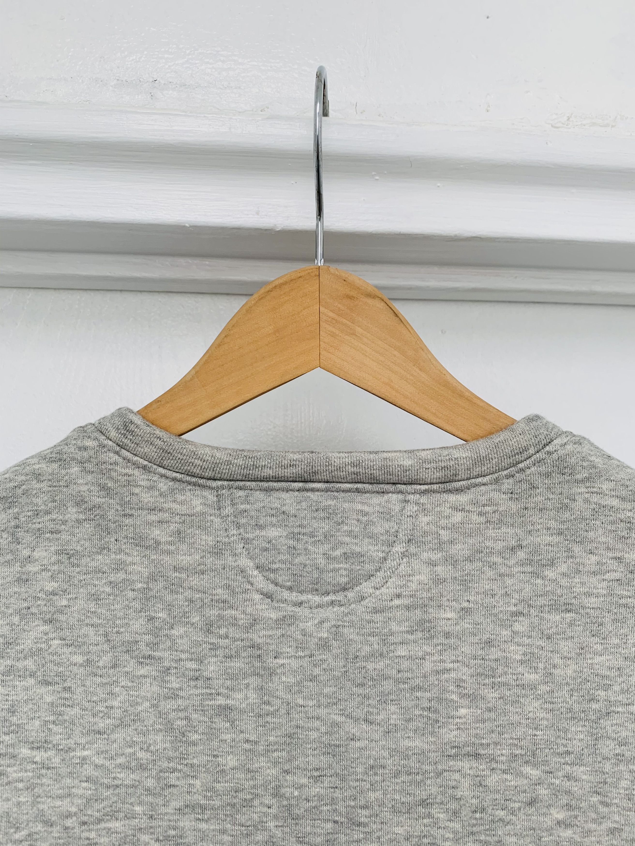 Helmut Lang Helmut Lang NWOT Elongated? Sweater S / M Size US S / EU 44-46 / 1 - 4 Thumbnail