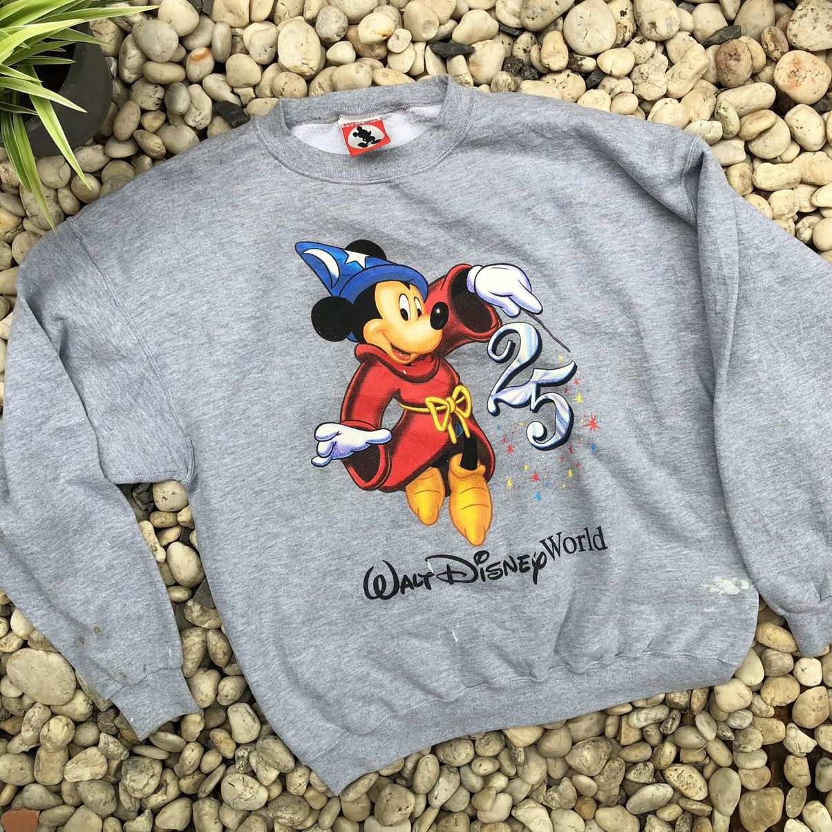 Disney × Vintage Vintage mickey mouse sweater Size US XL / EU 56 / 4 - 1 Thumbnail