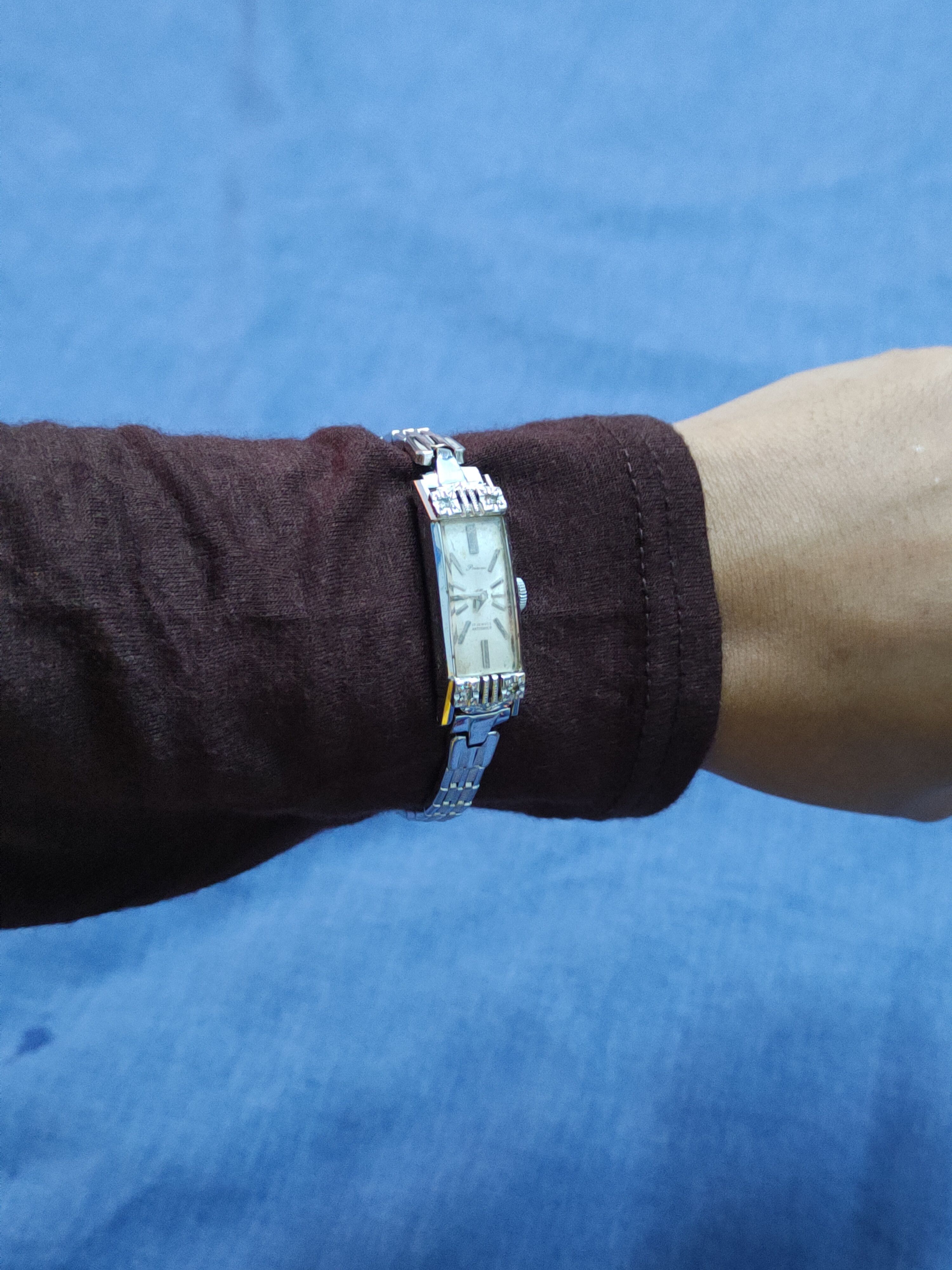 Vintage Princess Analog Antishock hand winding vintage Watch #J059S Size ONE SIZE - 14 Thumbnail