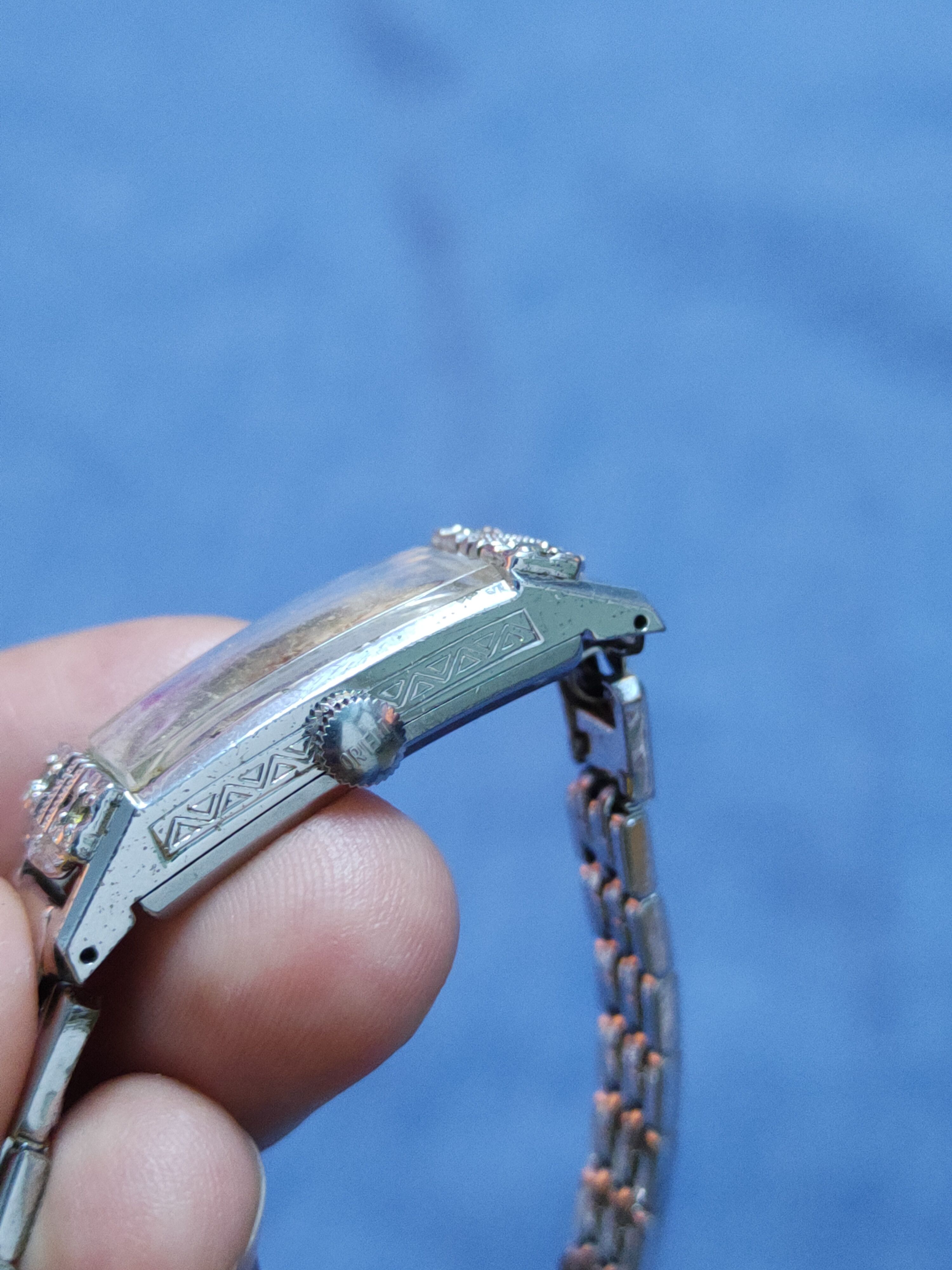 Vintage Princess Analog Antishock hand winding vintage Watch #J059S Size ONE SIZE - 6 Thumbnail