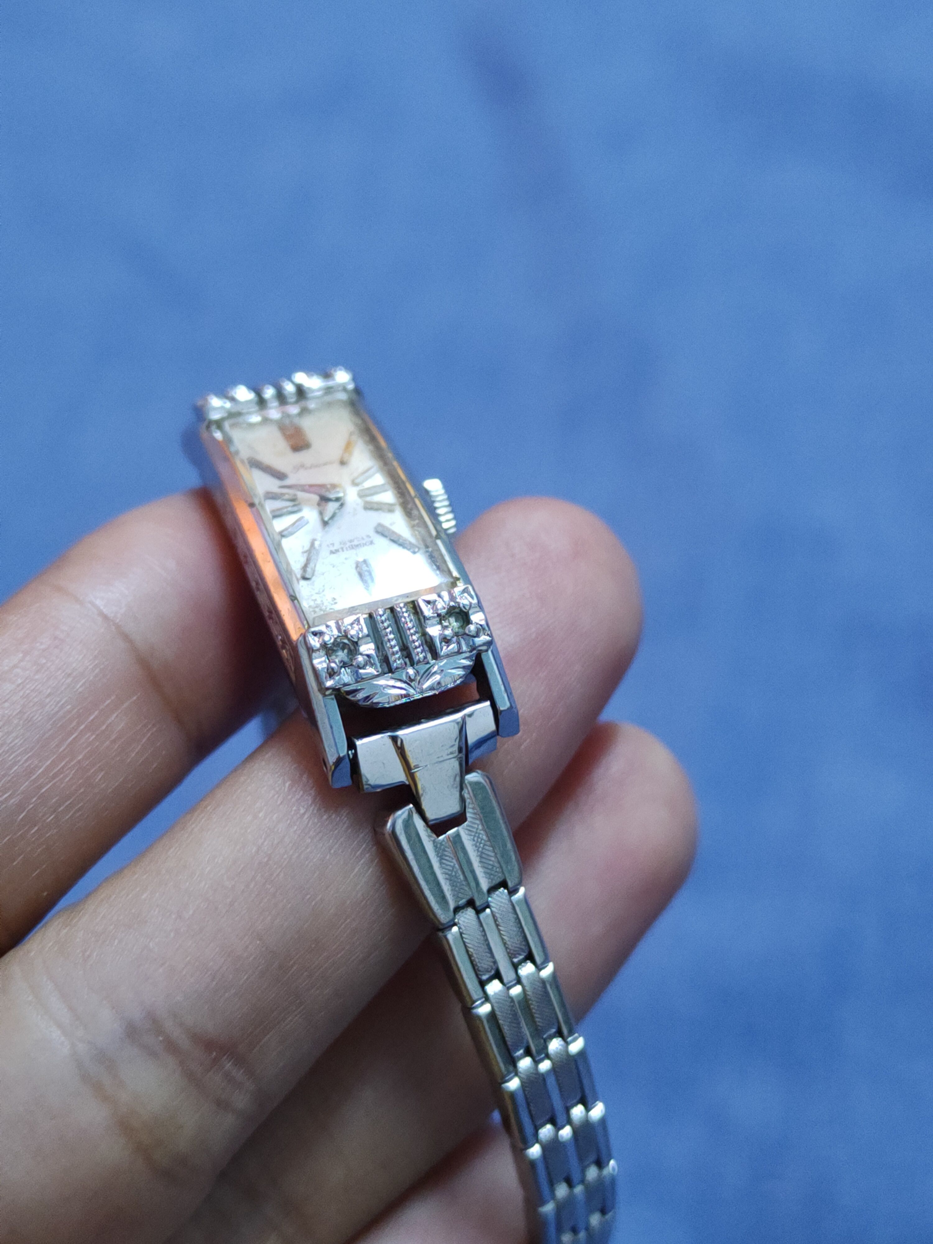 Vintage Princess Analog Antishock hand winding vintage Watch #J059S Size ONE SIZE - 7 Thumbnail