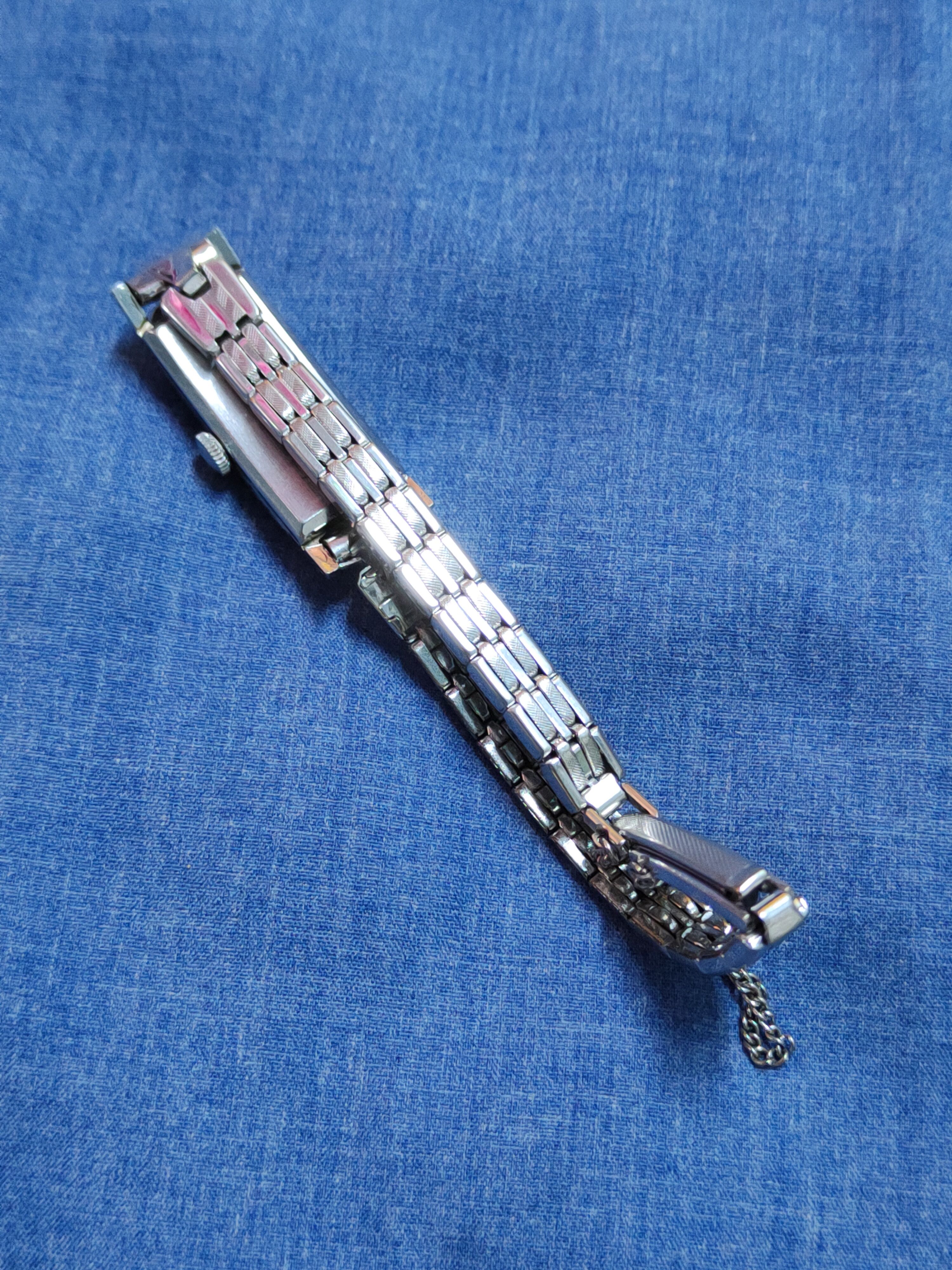 Vintage Princess Analog Antishock hand winding vintage Watch #J059S Size ONE SIZE - 8 Thumbnail