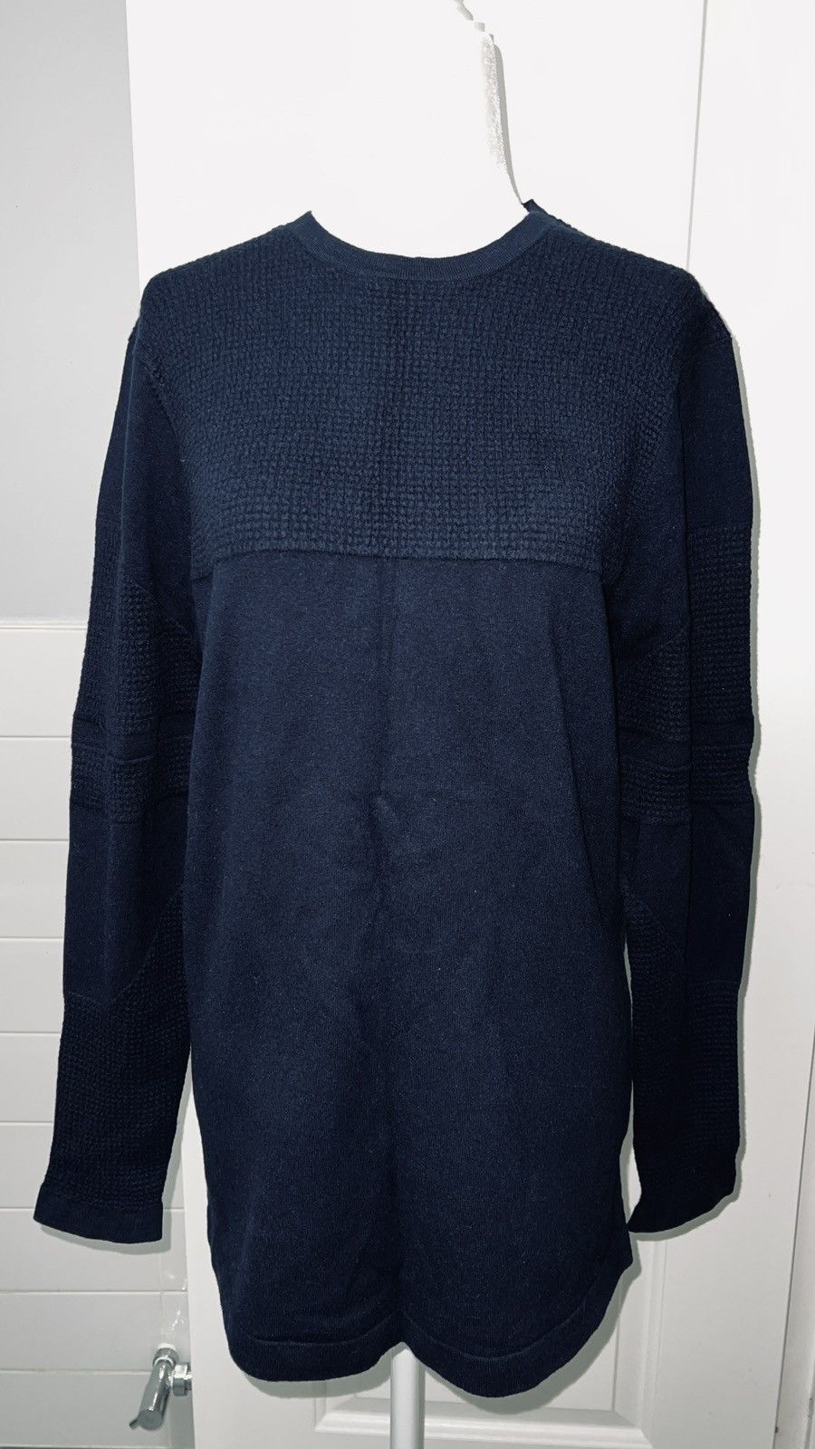 Helmut Lang Helmut Lang NWOT Indigo Graphic pullover Size US S / EU 44-46 / 1 - 3 Thumbnail