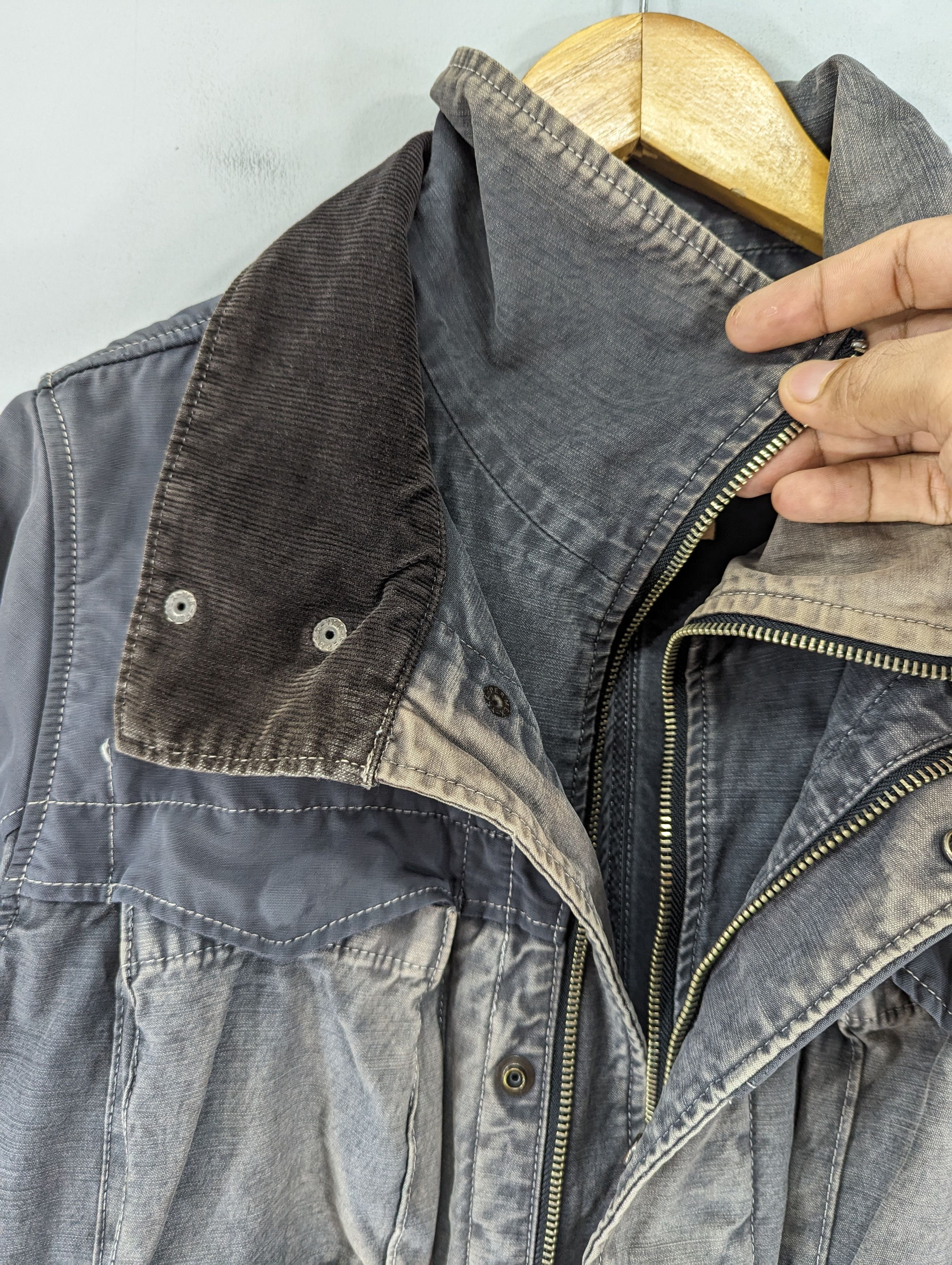 Remi Relief 🔥RARE🔥Remi Relief Multipocket Distressed Jacket Size US M / EU 48-50 / 2 - 13 Thumbnail
