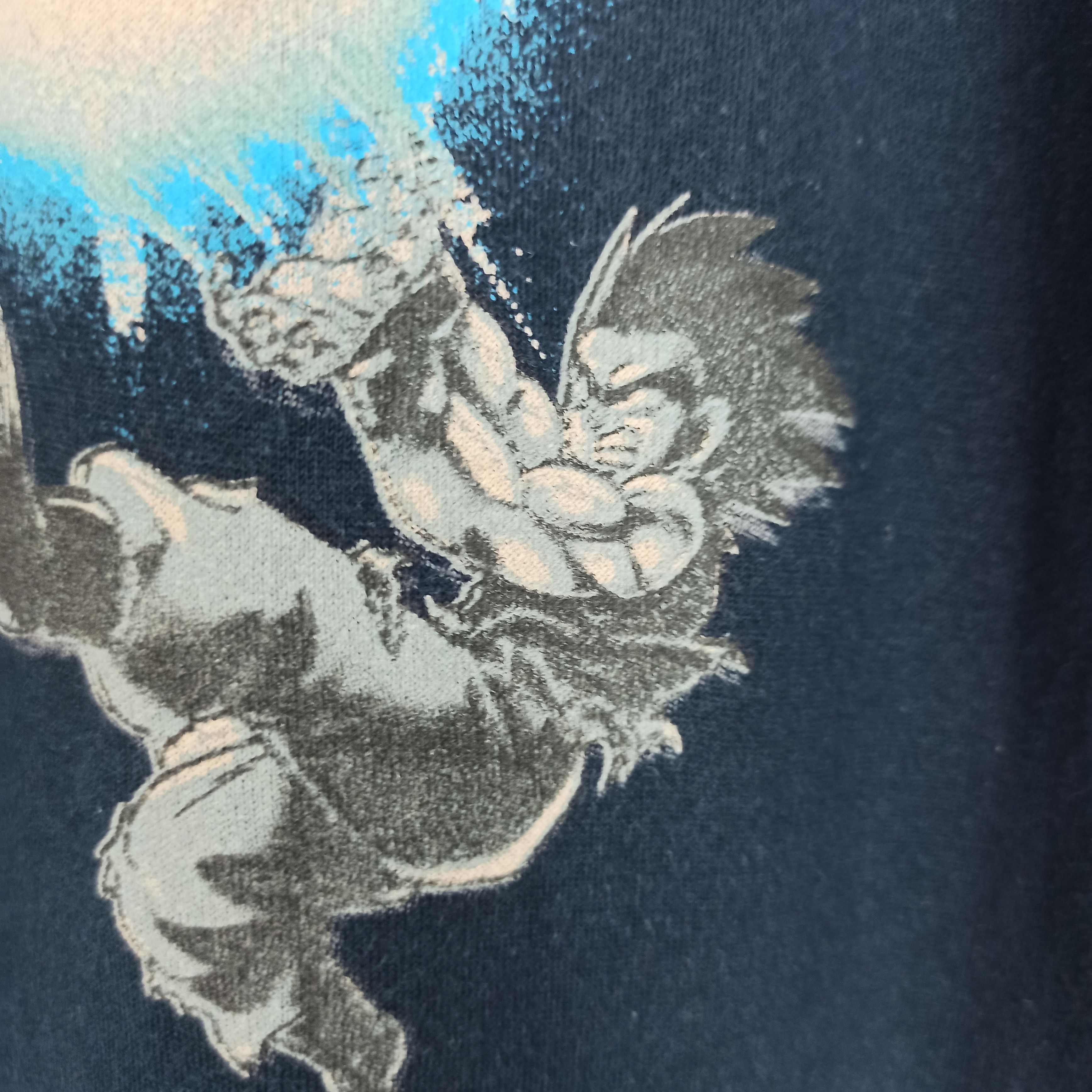 Anime Rare Dragon Ball Son Goku X Uniqlo Tshirt Size US L / EU 52-54 / 3 - 3 Thumbnail