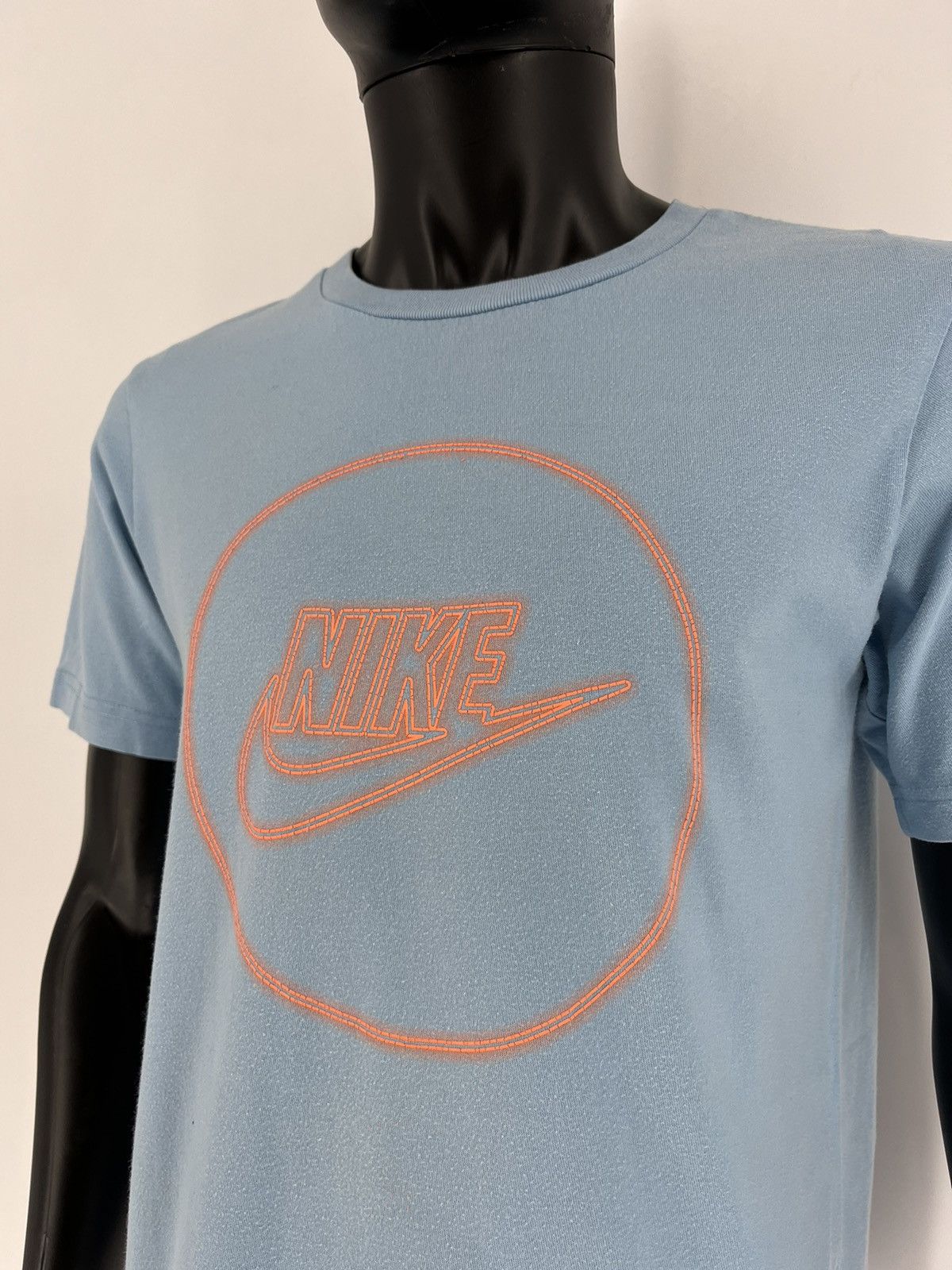 Nike Vintage Y2K 90s Nike Swoosh Logo Tee Style Grailed Size US M / EU 48-50 / 2 - 8 Thumbnail