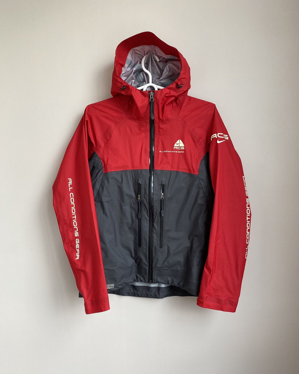 Nike Nike ACG gore tex windbreaker Size S / US 4 / IT 40 - 2 Thumbnail