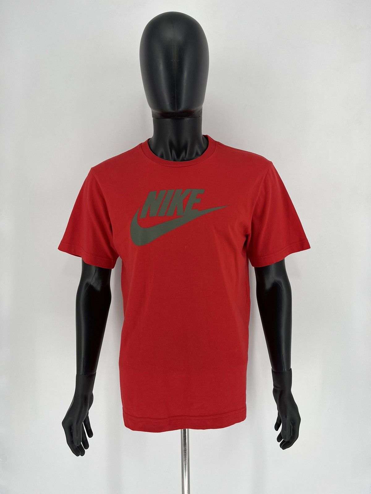 Nike × Vintage Vintage Y2K Nike Big Swoosh RED T-Shirt Size US M / EU 48-50 / 2 - 2 Thumbnail