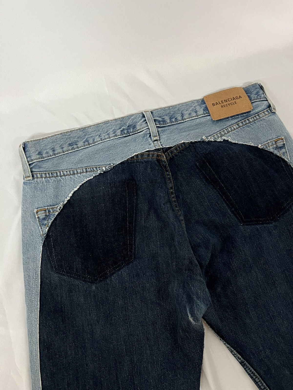 Balenciaga *RARE* Balenciaga Bicolor Denim SZ.M Size US 32 / EU 48 - 6 Thumbnail