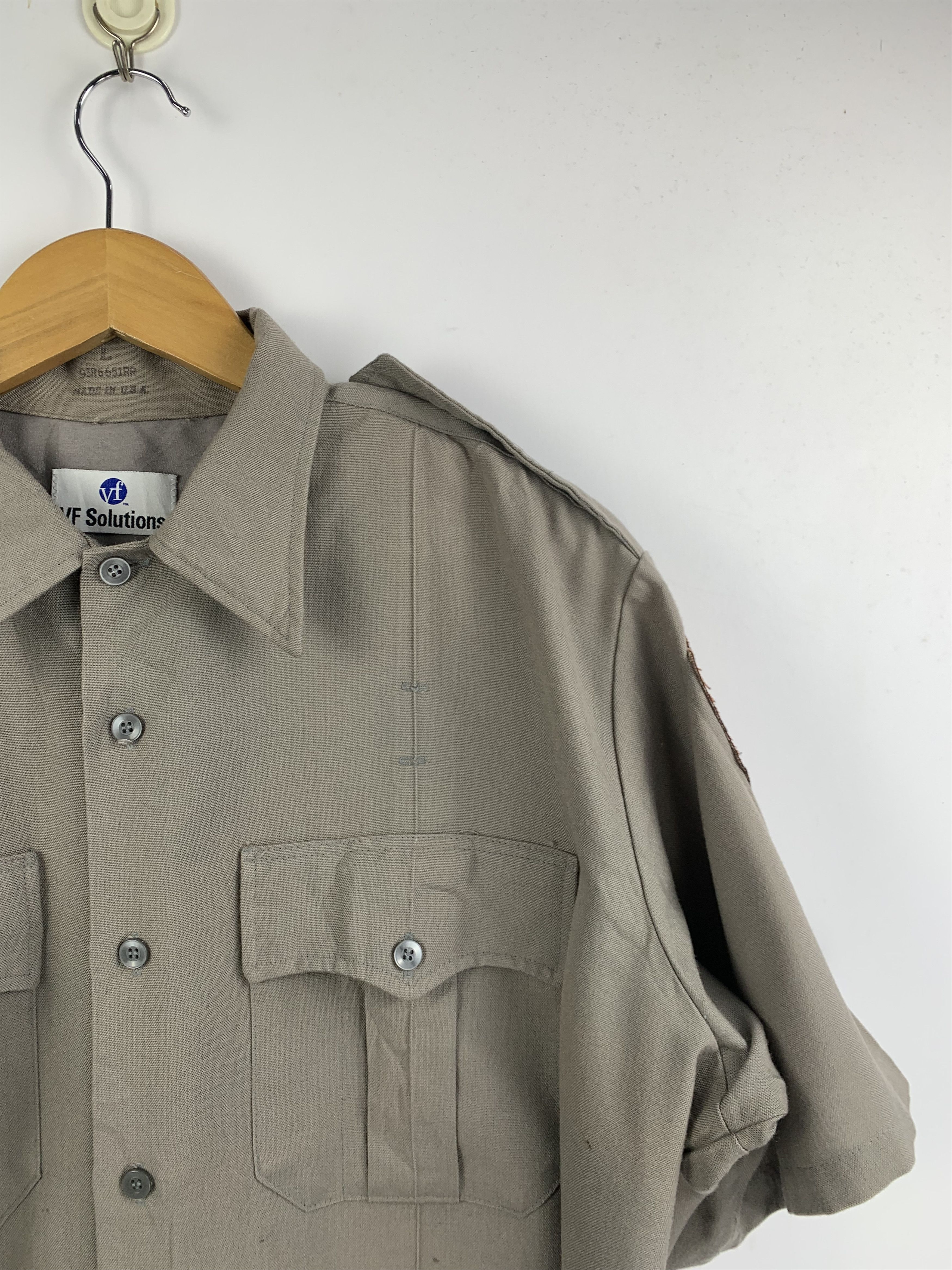 Vintage Vintage 90s VF Solution Button Up Denim Worker Shirt J1623 Size US L / EU 52-54 / 3 - 9 Thumbnail