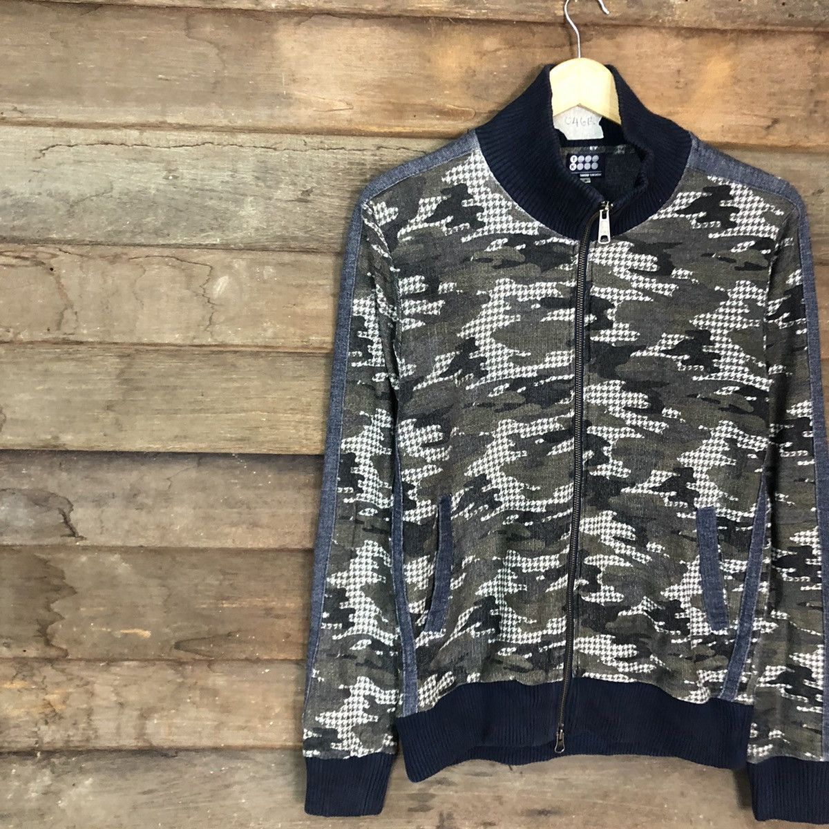 Takeo Kikuchi Takeo Kikuchi japan camo Dark Blue Sweater #046B Size US S / EU 44-46 / 1 - 7 Thumbnail