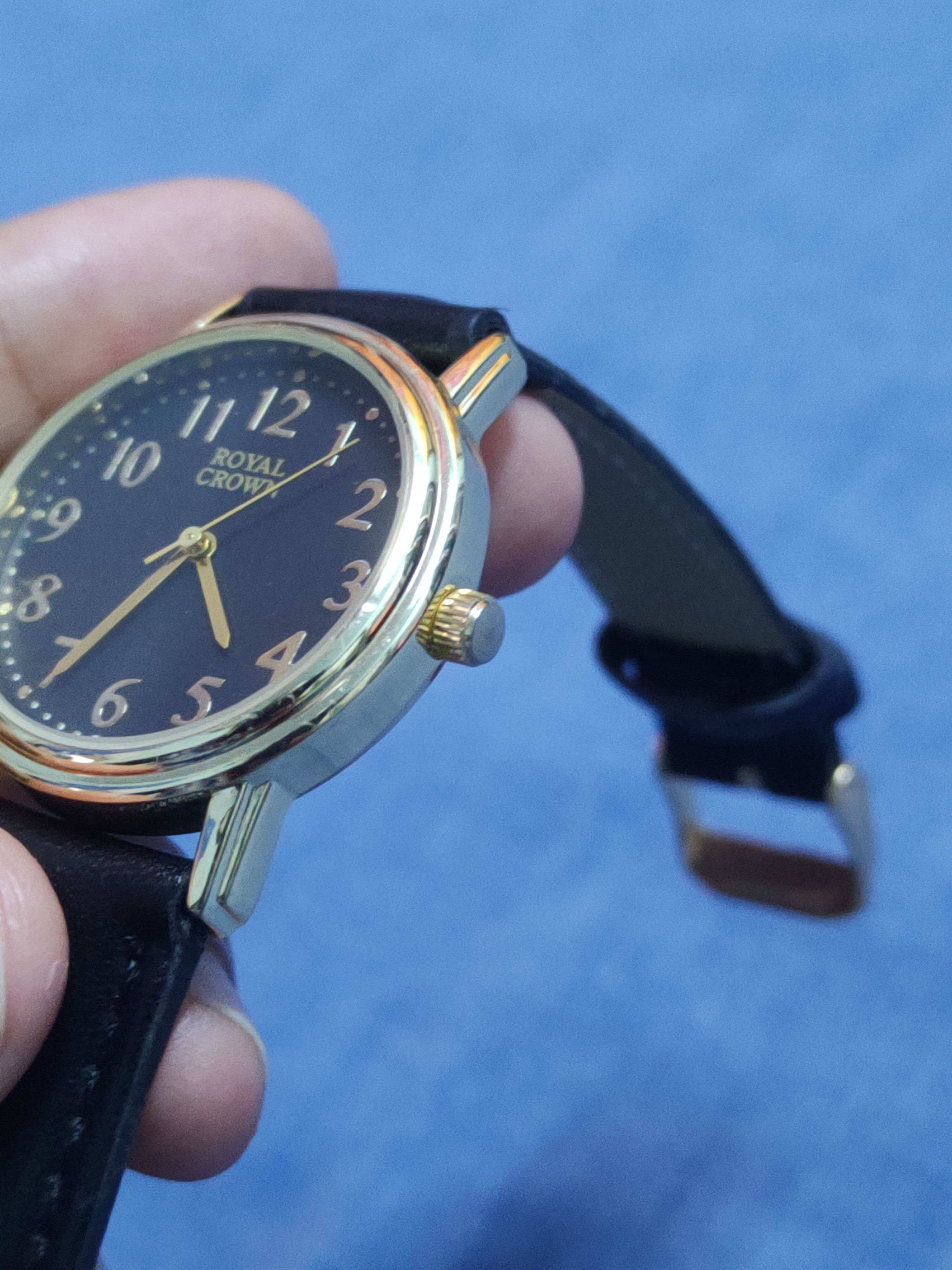 Vintage Royal Crown Analog Black Water Resistant Watch #J044S Size ONE SIZE - 4 Thumbnail