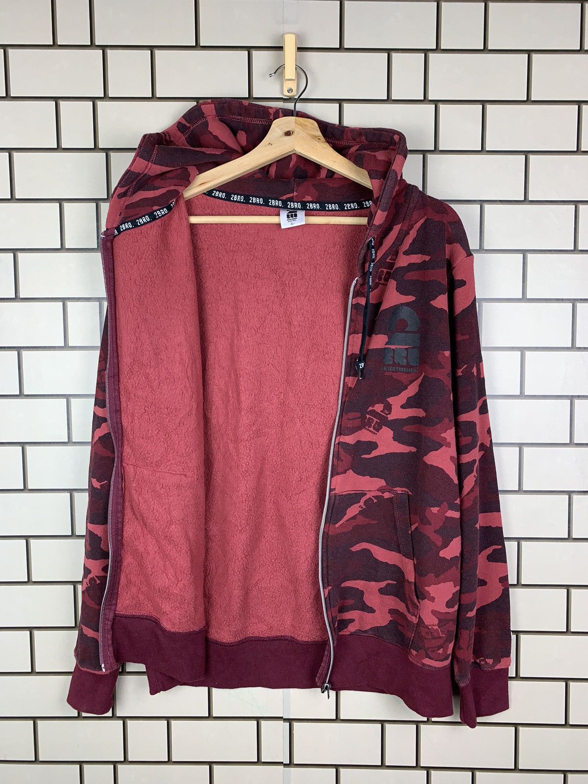 Japanese Brand Japanese Brand 2BRO Entertainment Camo Hoodie Jacket Size US L / EU 52-54 / 3 - 3 Thumbnail