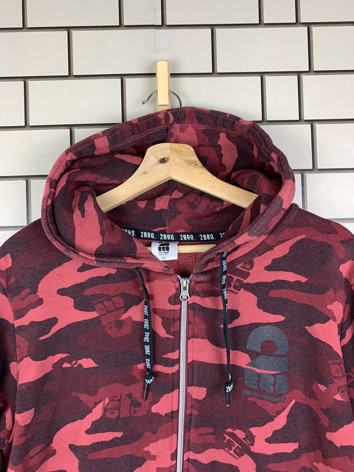 Japanese Brand Japanese Brand 2BRO Entertainment Camo Hoodie Jacket Size US L / EU 52-54 / 3 - 5 Thumbnail