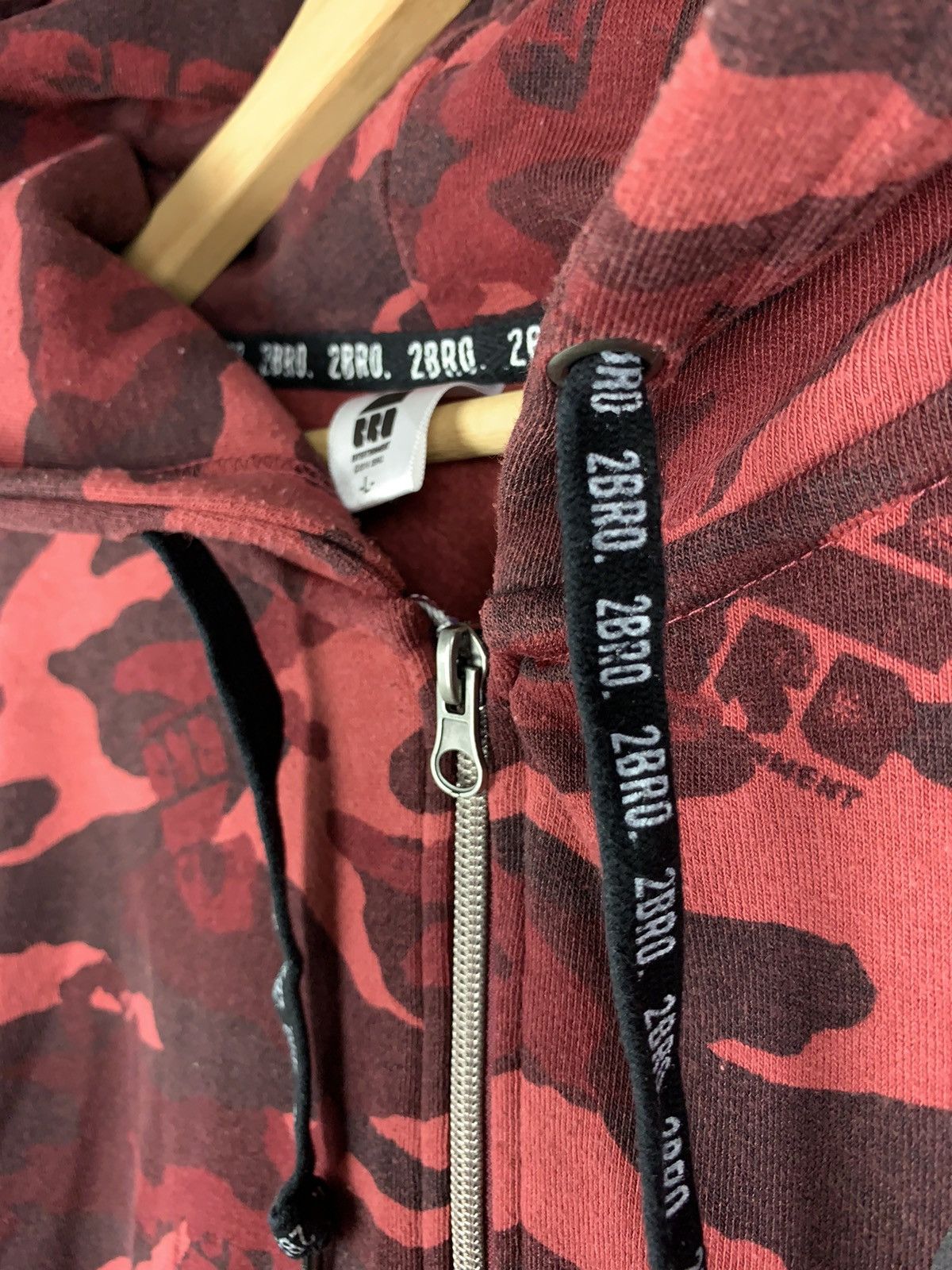 Japanese Brand Japanese Brand 2BRO Entertainment Camo Hoodie Jacket Size US L / EU 52-54 / 3 - 11 Thumbnail