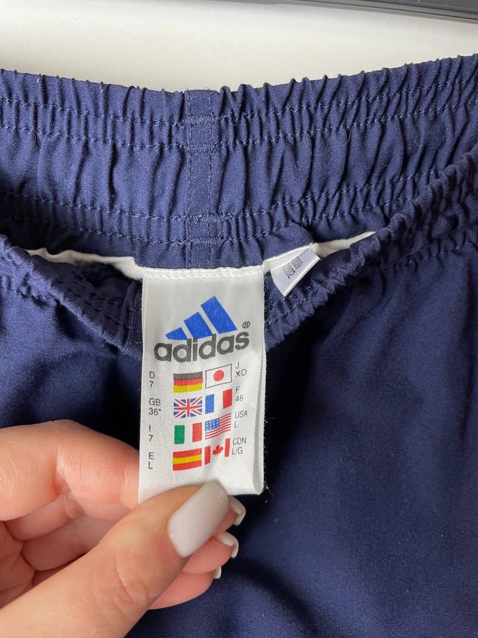 Vintage Adidas vintage shorts size Size US 40 / EU 56 - 2 Thumbnail