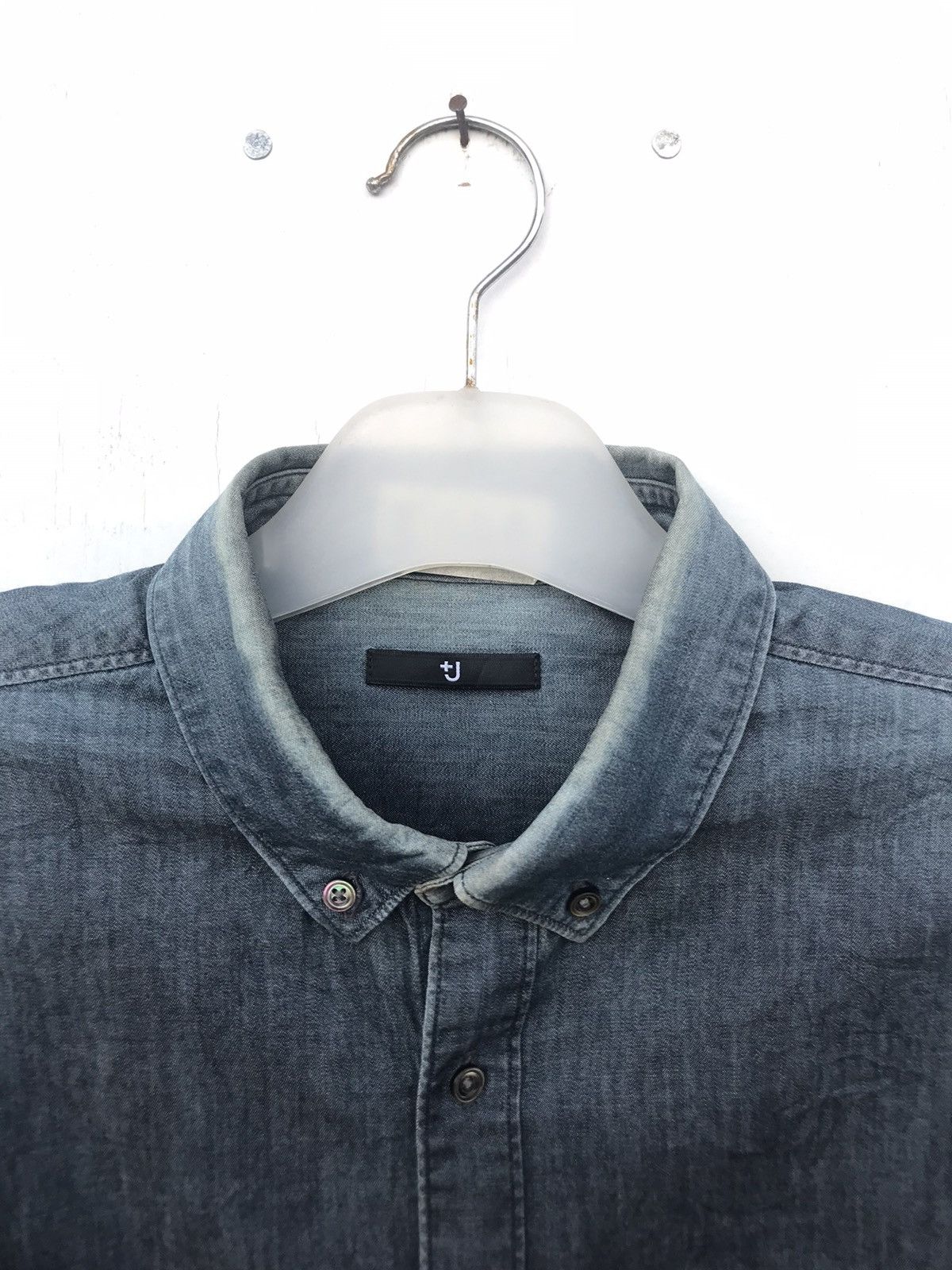 Jil Sander × Uniqlo UNIQLO JIL SANDER CHAMBREY SHIRT Size US L / EU 52-54 / 3 - 2 Thumbnail