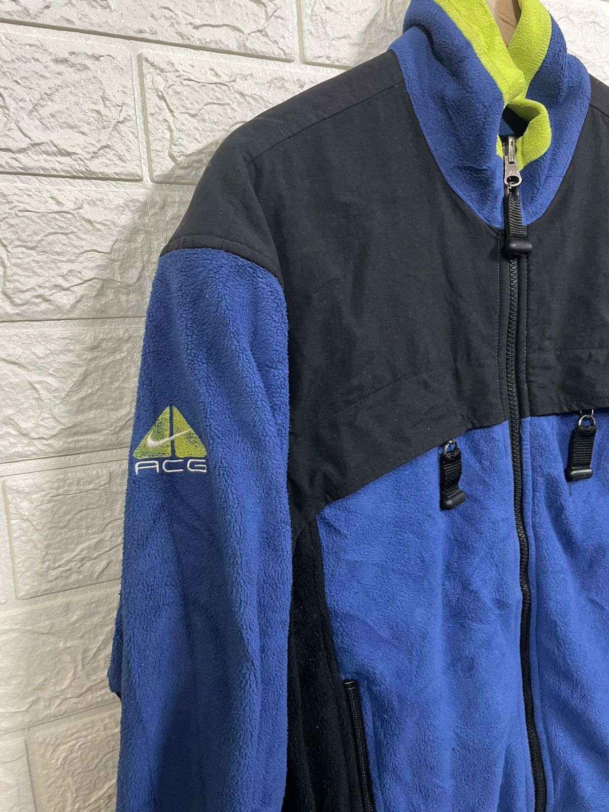 Vintage Early 2000s Nike ACG fleece Jacket