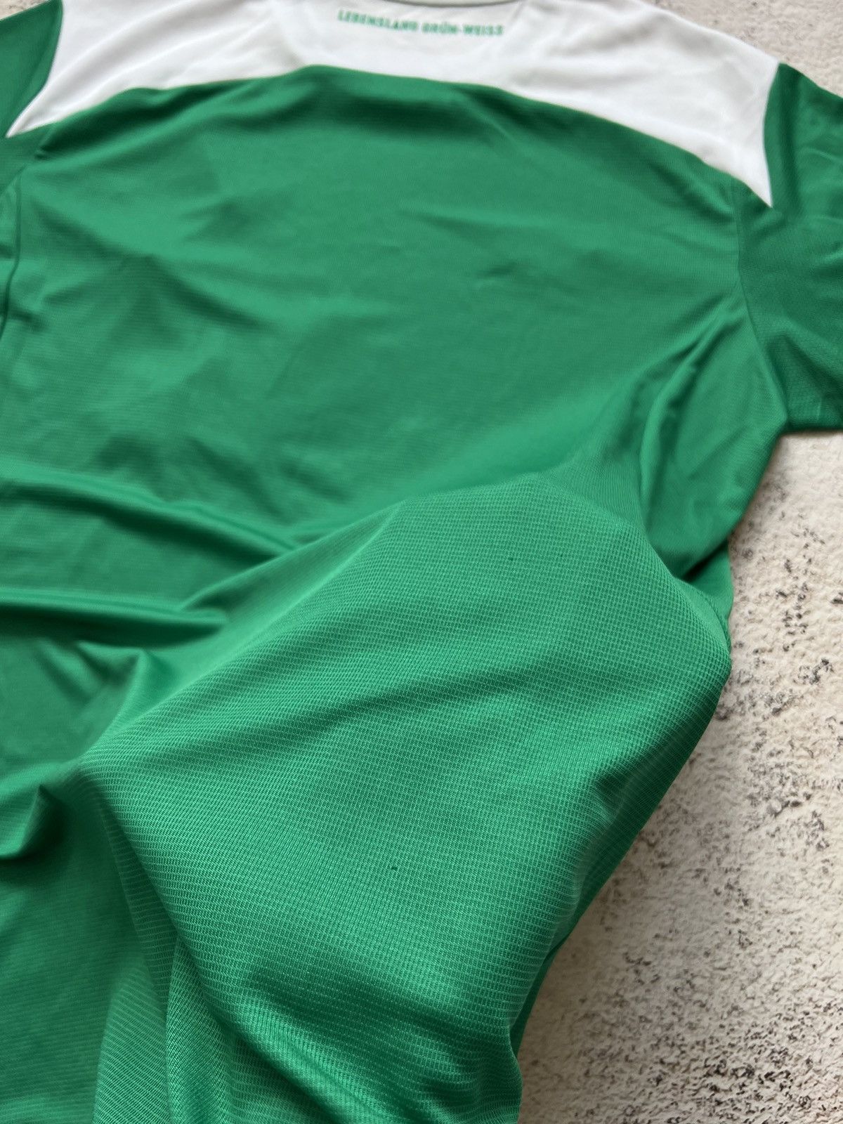 Umbro × Vintage 2018-19 Werder Bremen Umbro Home Shirt / Soccer Jersey Size US M / EU 48-50 / 2 - 7 Thumbnail