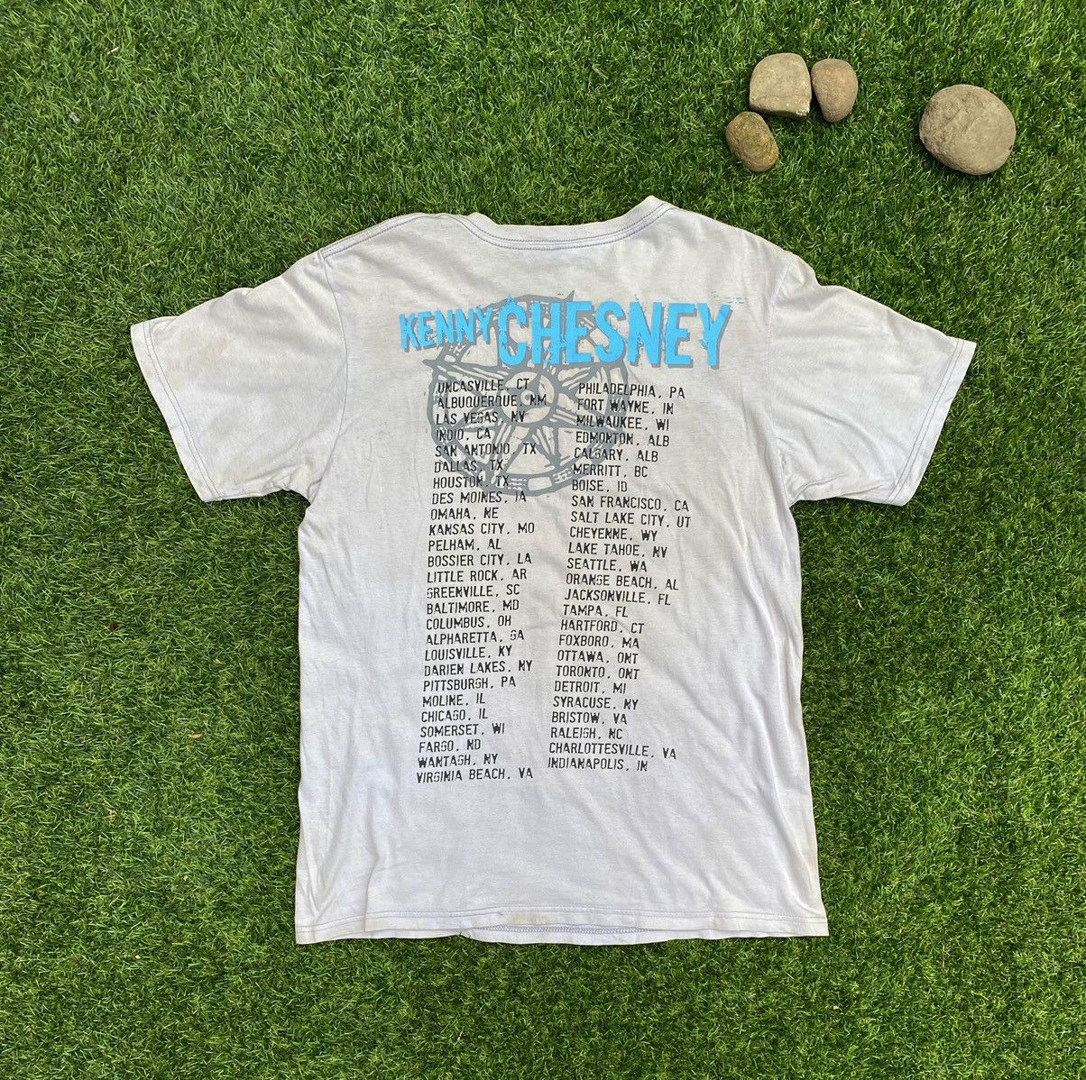 Band Tees SHOOT 🔥 Vintage Y2K Kenny Chesney Tour Tee T Shirt Size US M / EU 48-50 / 2 - 8 Thumbnail
