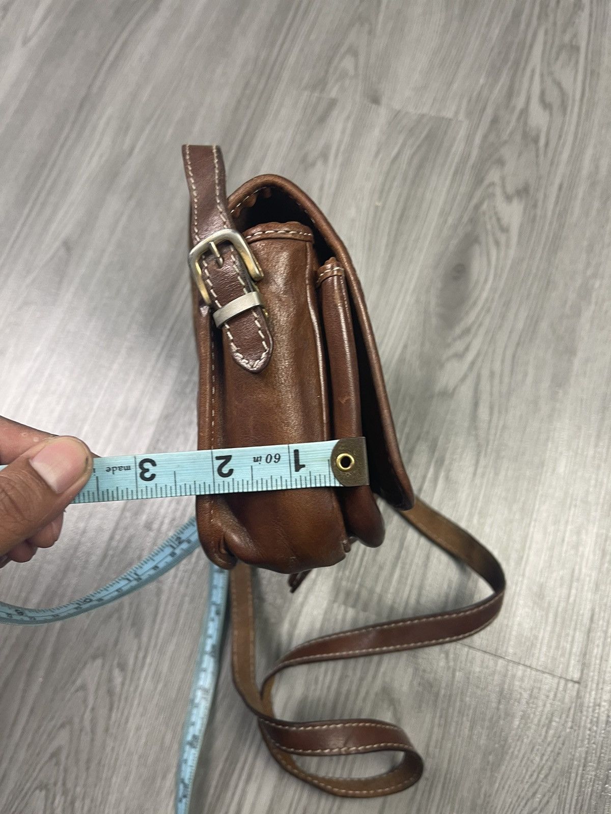 Genuine Leather Unisex! Floral motif crafted leather box crossbody bag Size ONE SIZE - 12 Thumbnail