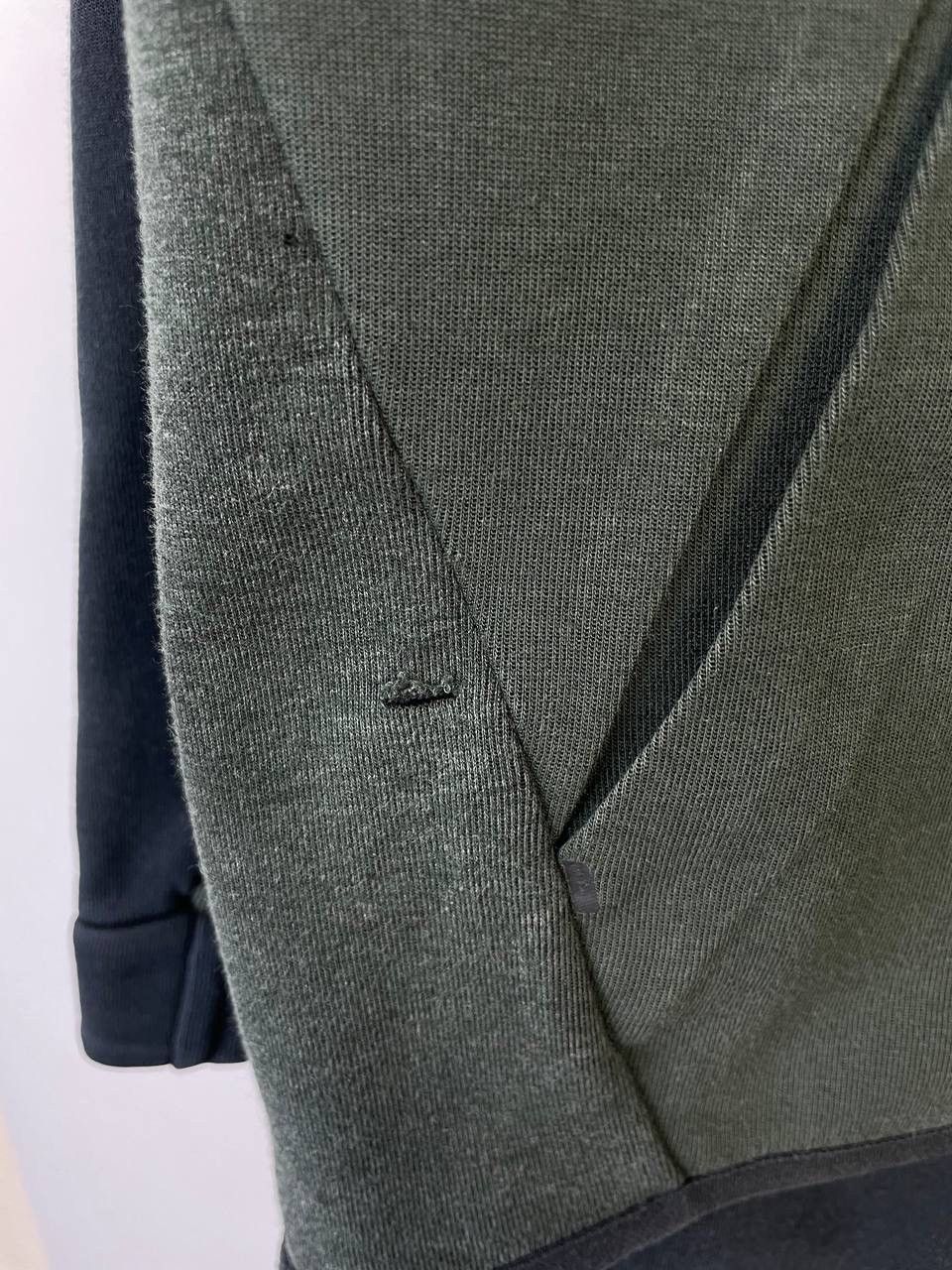 Vintage Nike tech fleece hoodie size S Size US S / EU 44-46 / 1 - 2 Thumbnail