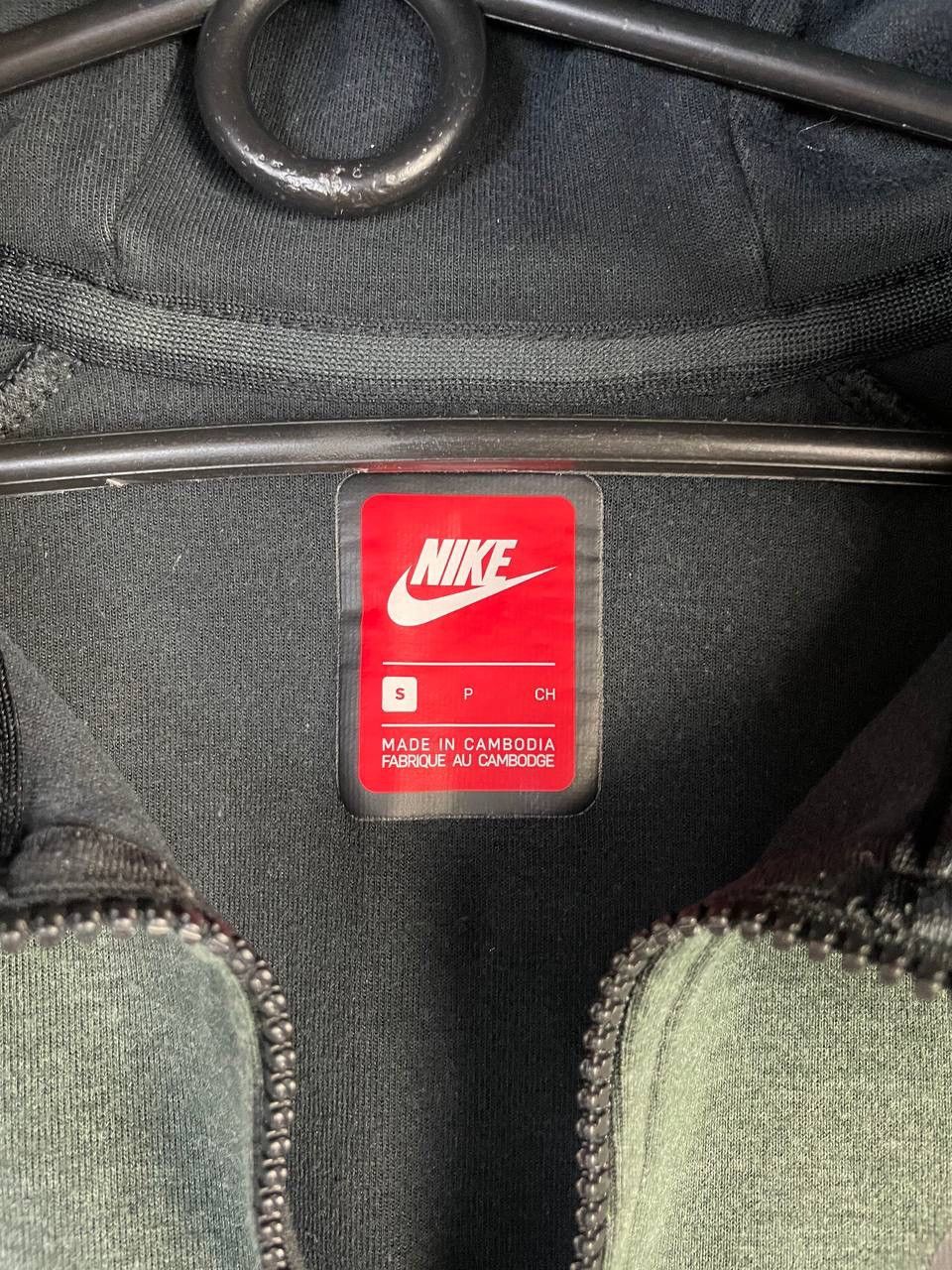 Vintage Nike tech fleece hoodie size S Size US S / EU 44-46 / 1 - 3 Thumbnail