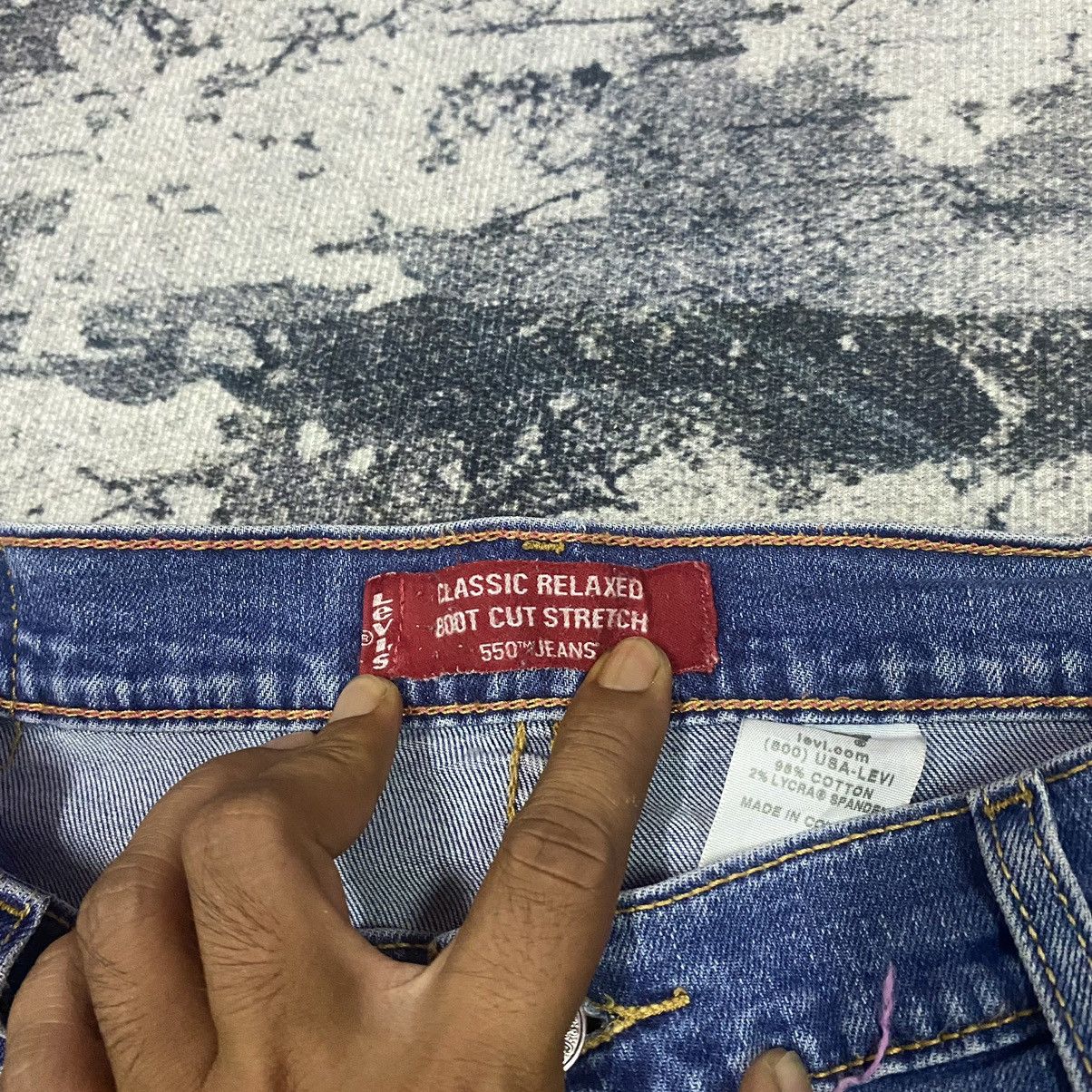Jean × Levi's × Vintage Vintage Levis 550 Single R Bootcut Flare Denim Jeans Size US 31 - 7 Thumbnail