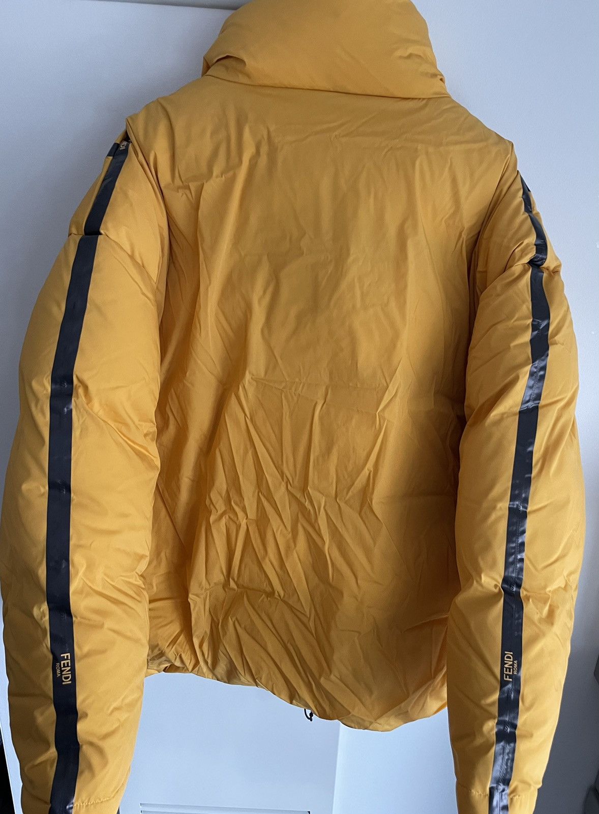 Fendi $3,500 Value Brand NEW Fendi Logo Duck Down Parka Jacket Size US XL / EU 56 / 4 - 6 Thumbnail