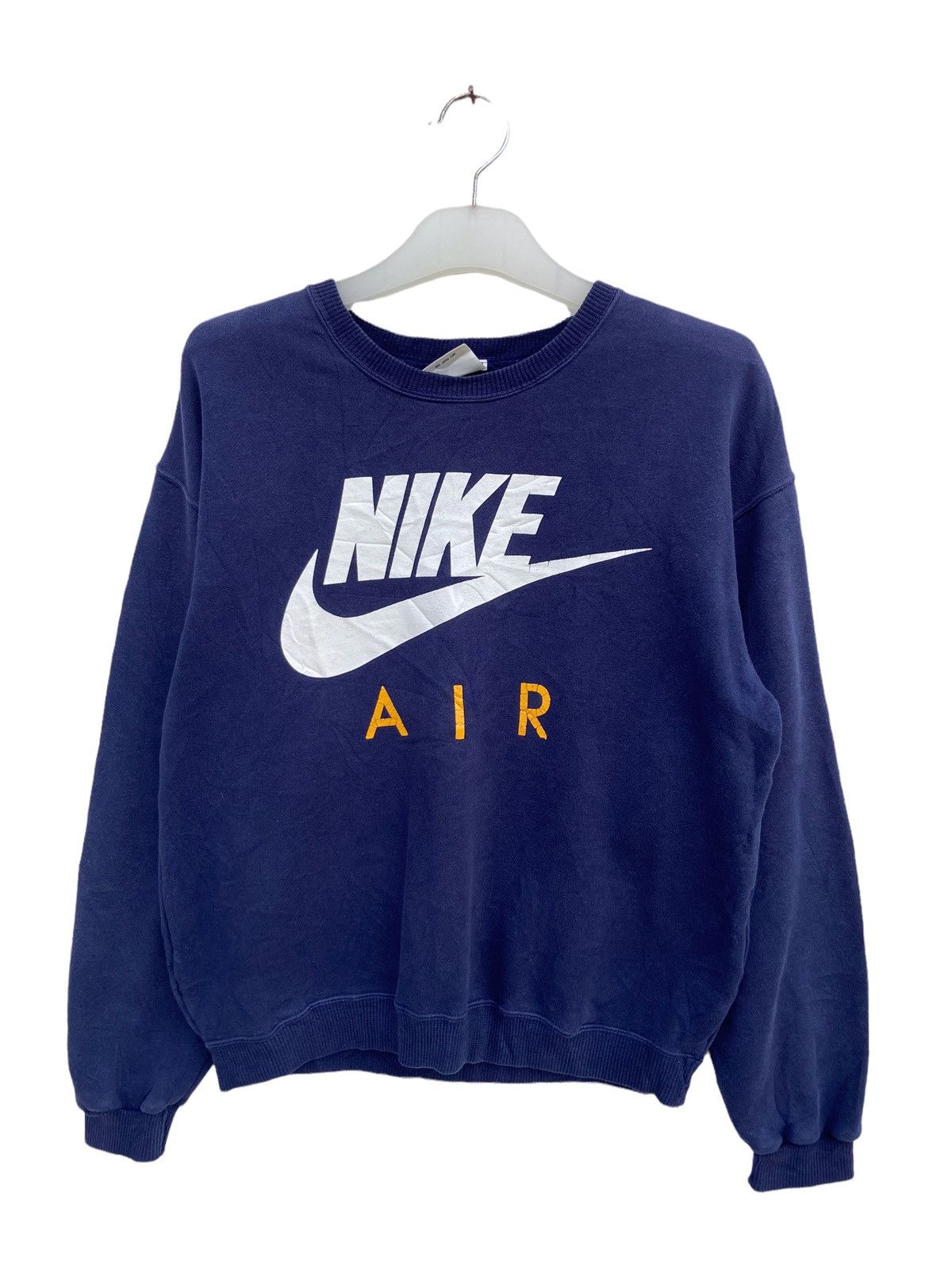 Vintage Vintage Nike Air Spellout Big Logo Junior Sweatshirt Size US S / EU 44-46 / 1 - 1 Thumbnail