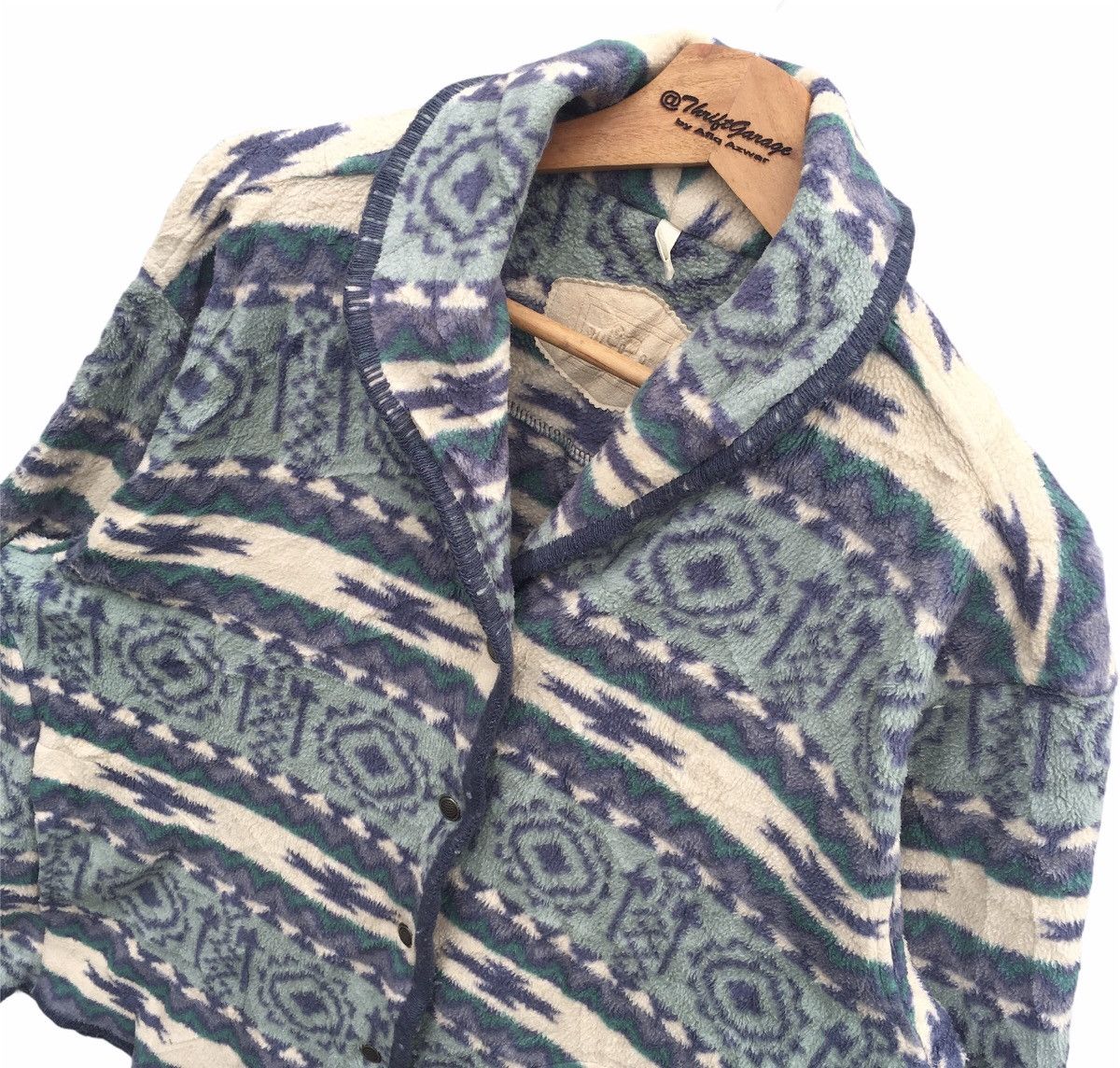 Vintage Vintage Woolrich Navajo Fullprinted Wool Jacket Made in USA Size US M / EU 48-50 / 2 - 3 Thumbnail