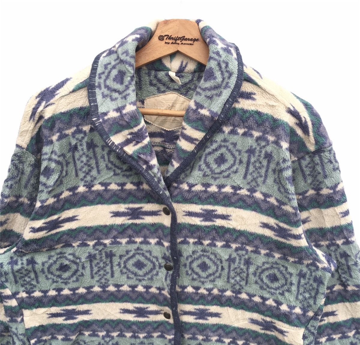 Vintage Vintage Woolrich Navajo Fullprinted Wool Jacket Made in USA Size US M / EU 48-50 / 2 - 2 Thumbnail