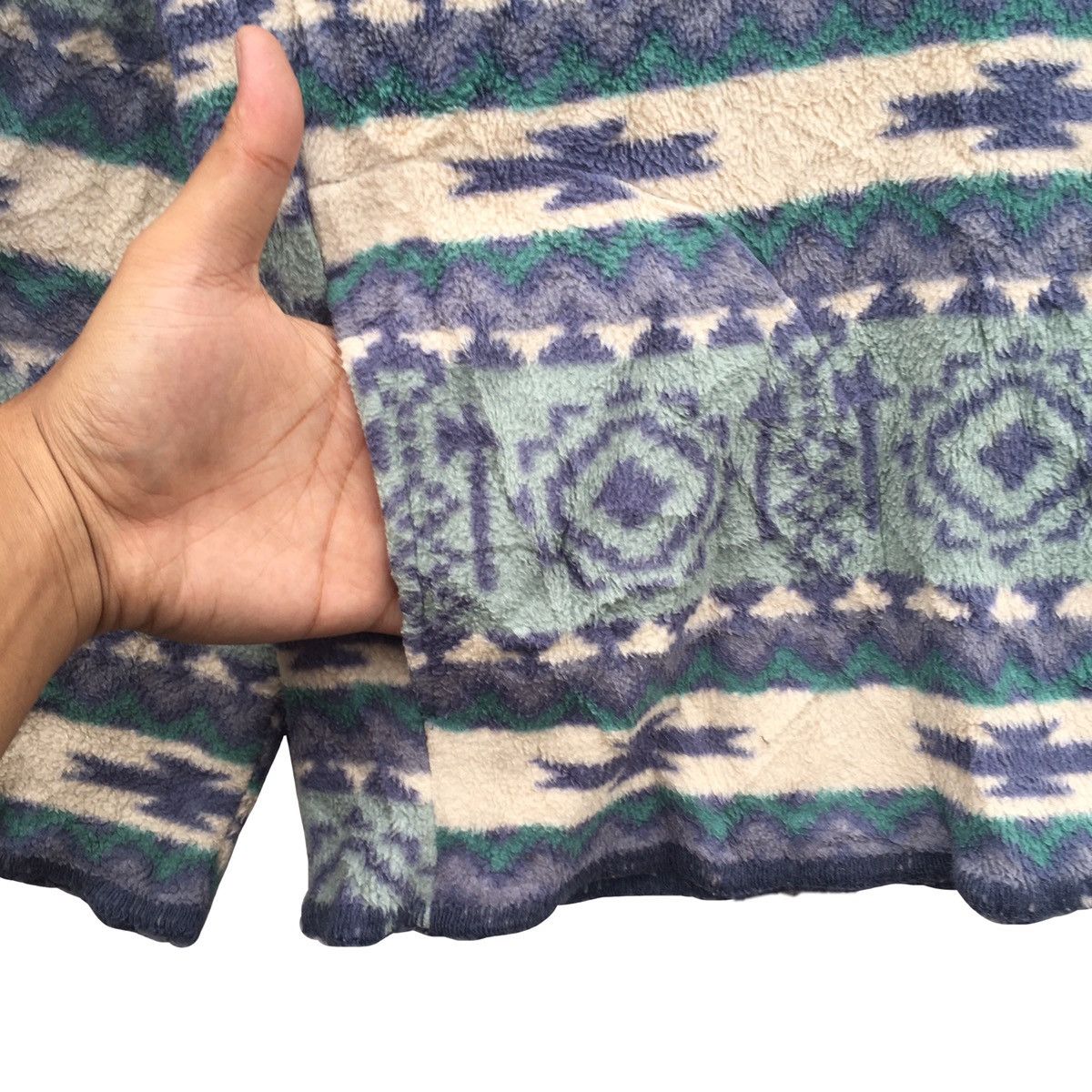 Vintage Vintage Woolrich Navajo Fullprinted Wool Jacket Made in USA Size US M / EU 48-50 / 2 - 5 Thumbnail