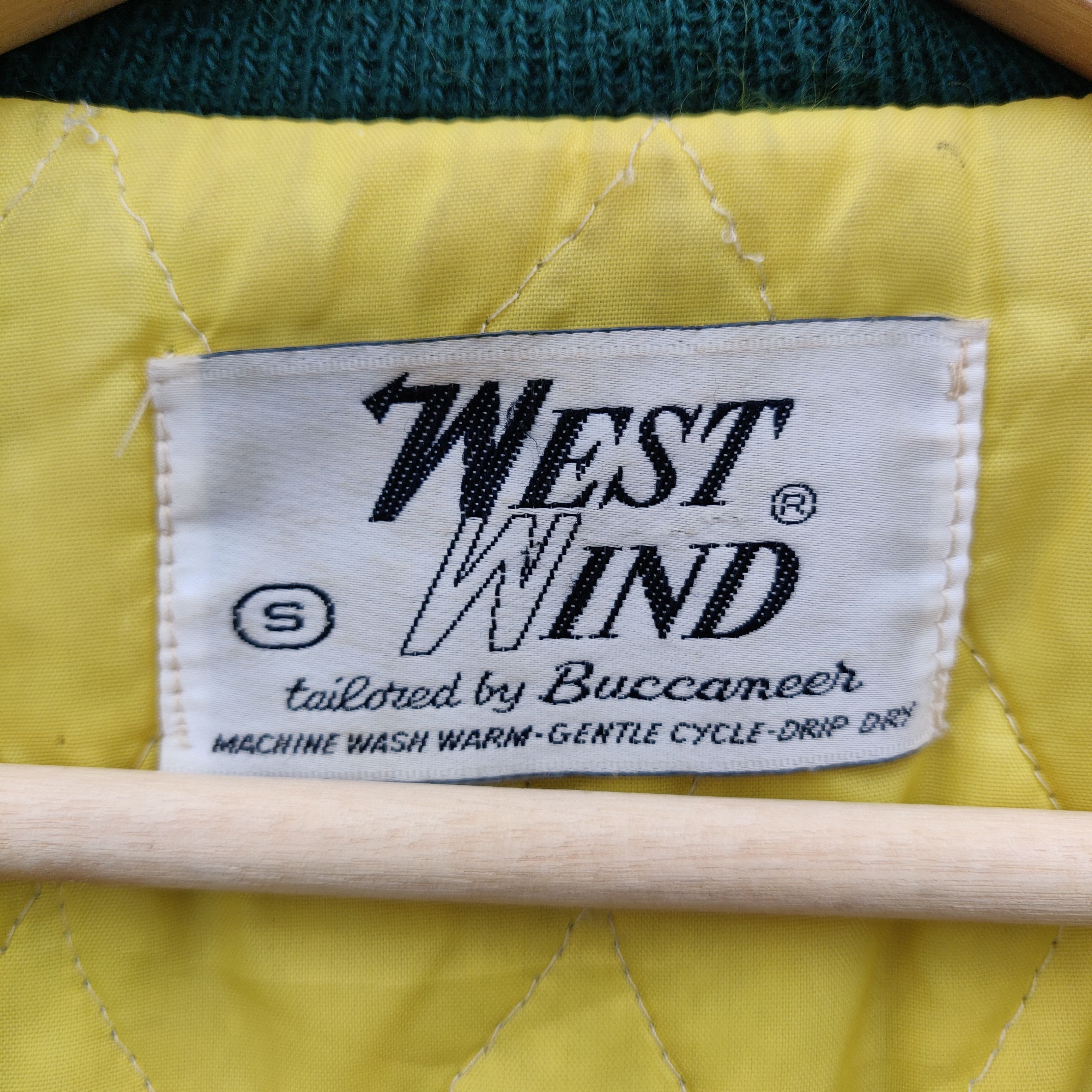 Vintage Vintage West Wind Basketball Varsity Bomber Jacket Size US S / EU 44-46 / 1 - 16 Thumbnail