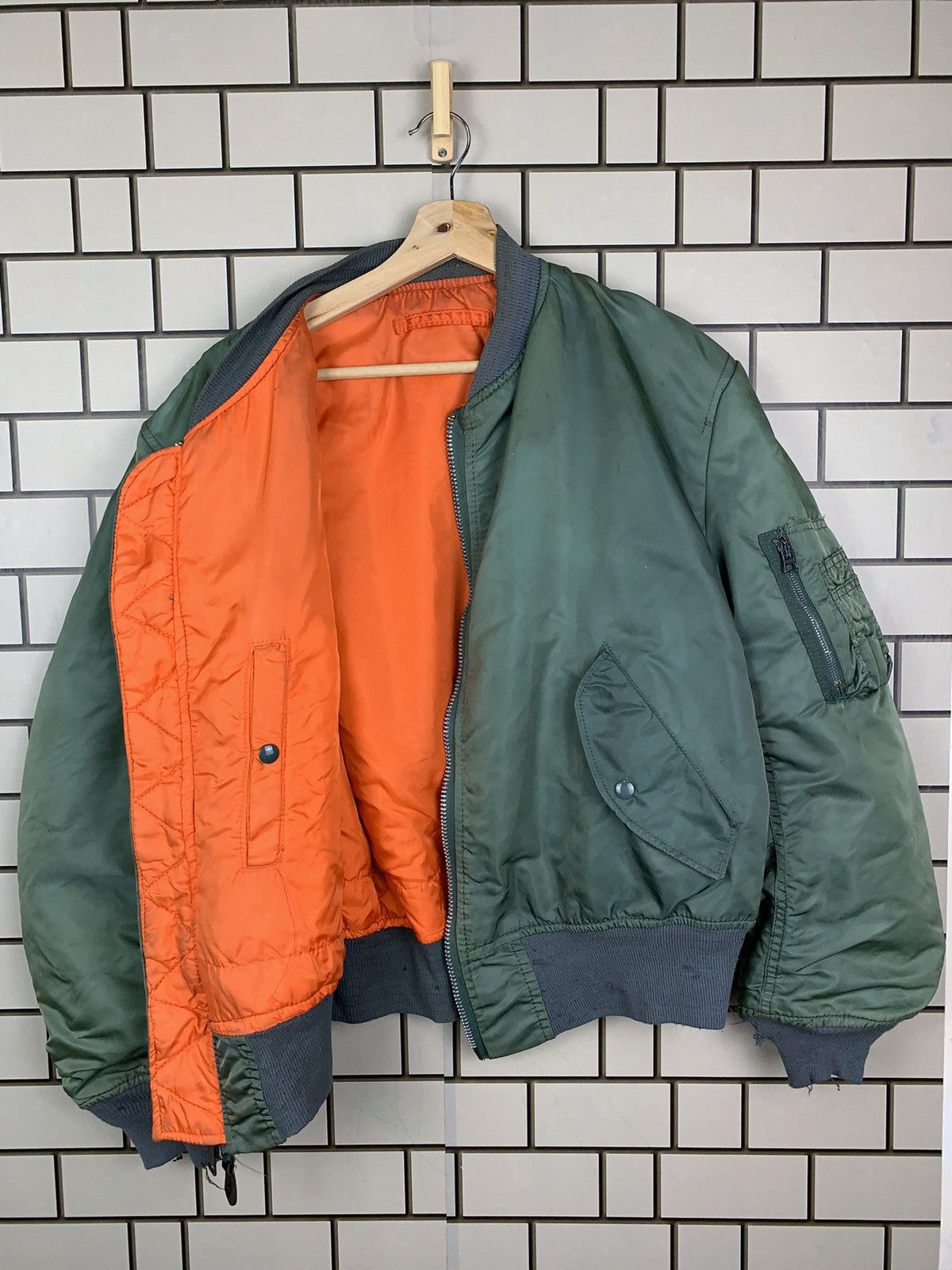 Alpha Industries Vintage Alpha Industries Bomber Jacket Made in Usa Size US L / EU 52-54 / 3 - 22 Thumbnail