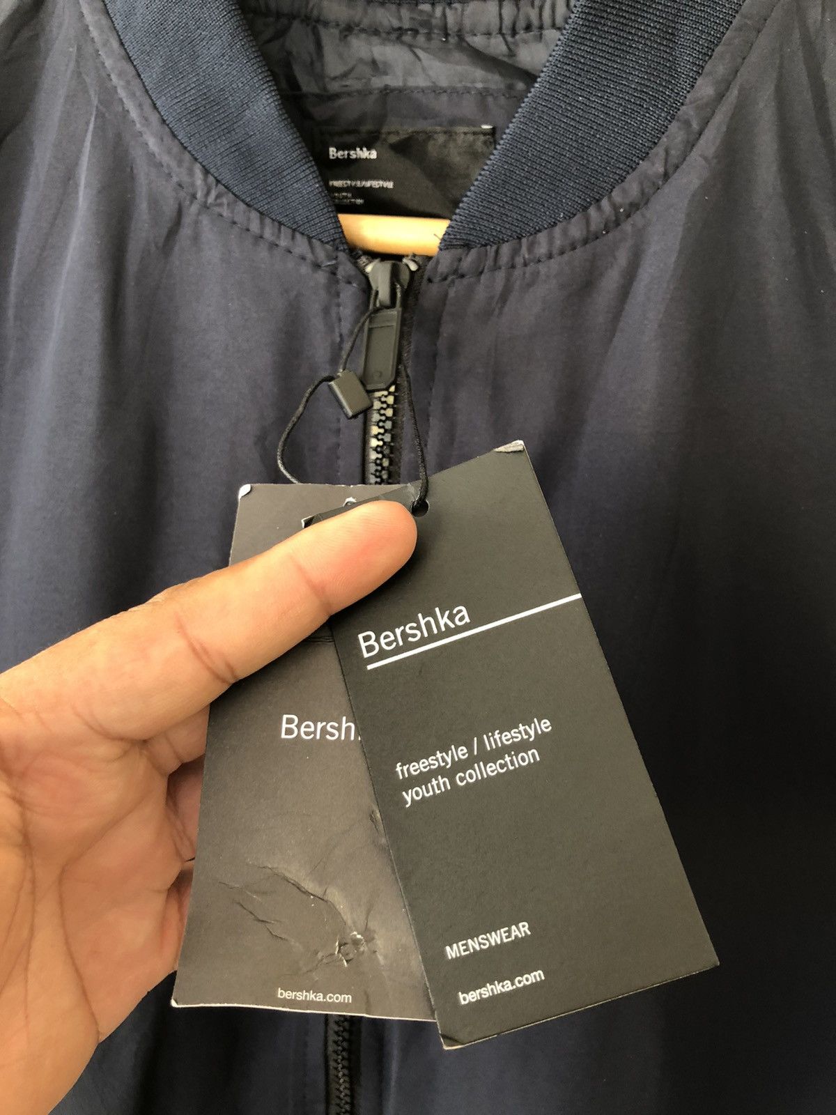 Bershka BNWT BERSHKA BOMBERS Size US L / EU 52-54 / 3 - 6 Thumbnail