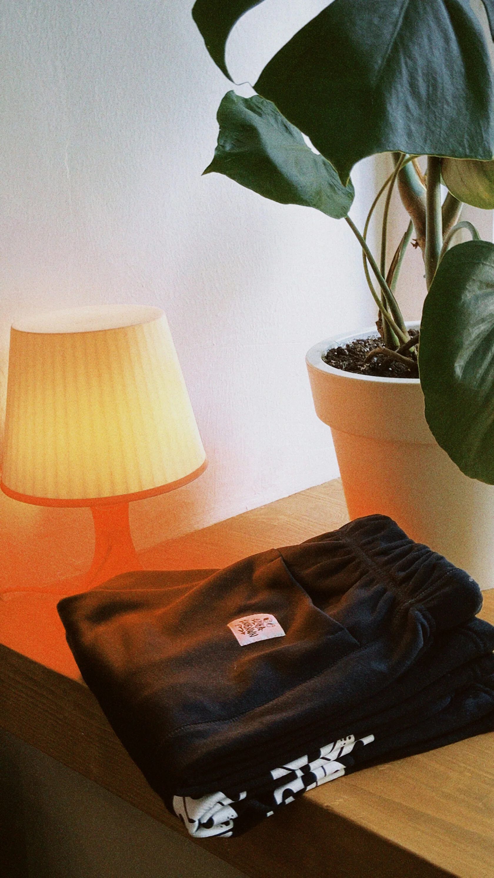 Other Streetwear shorts basic black ulika unknwnn Size US 34 / EU 50 - 21 Thumbnail