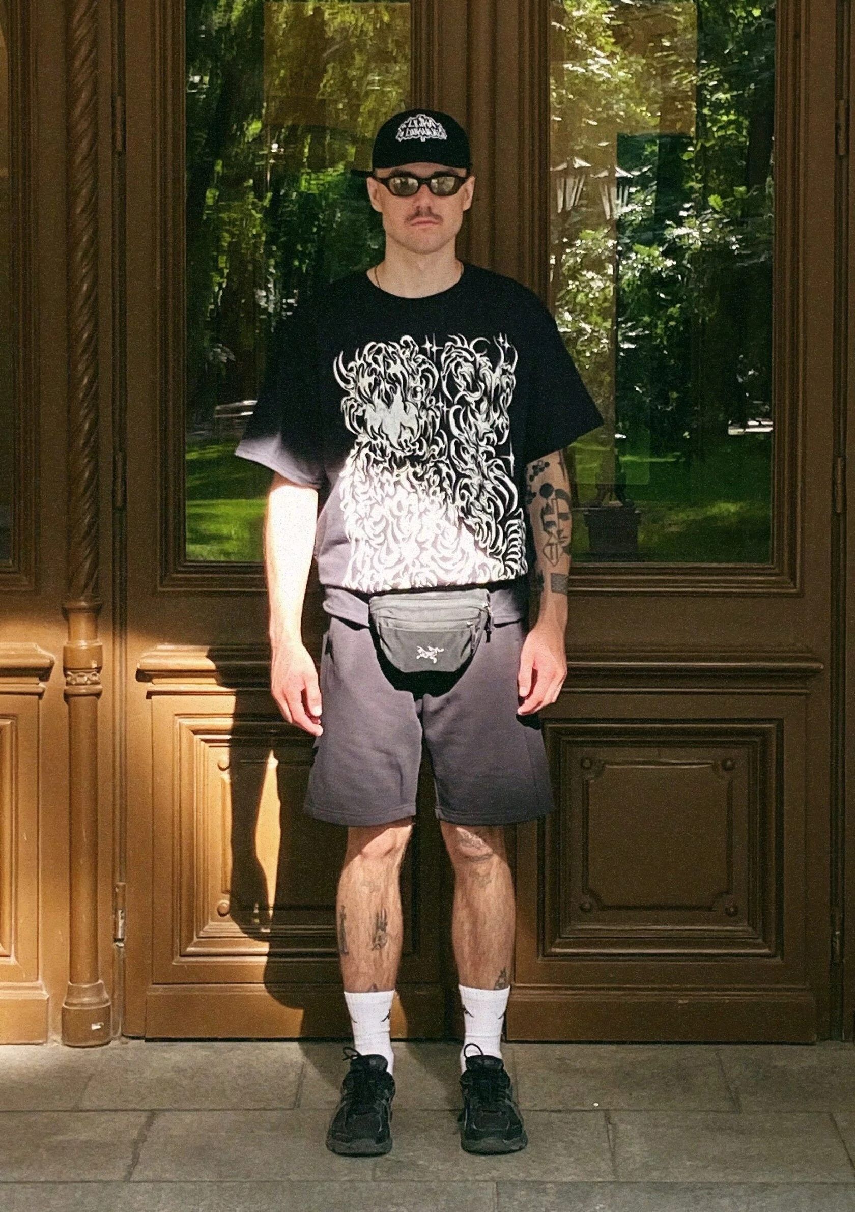 Other Streetwear shorts basic black ulika unknwnn Size US 34 / EU 50 - 11 Thumbnail