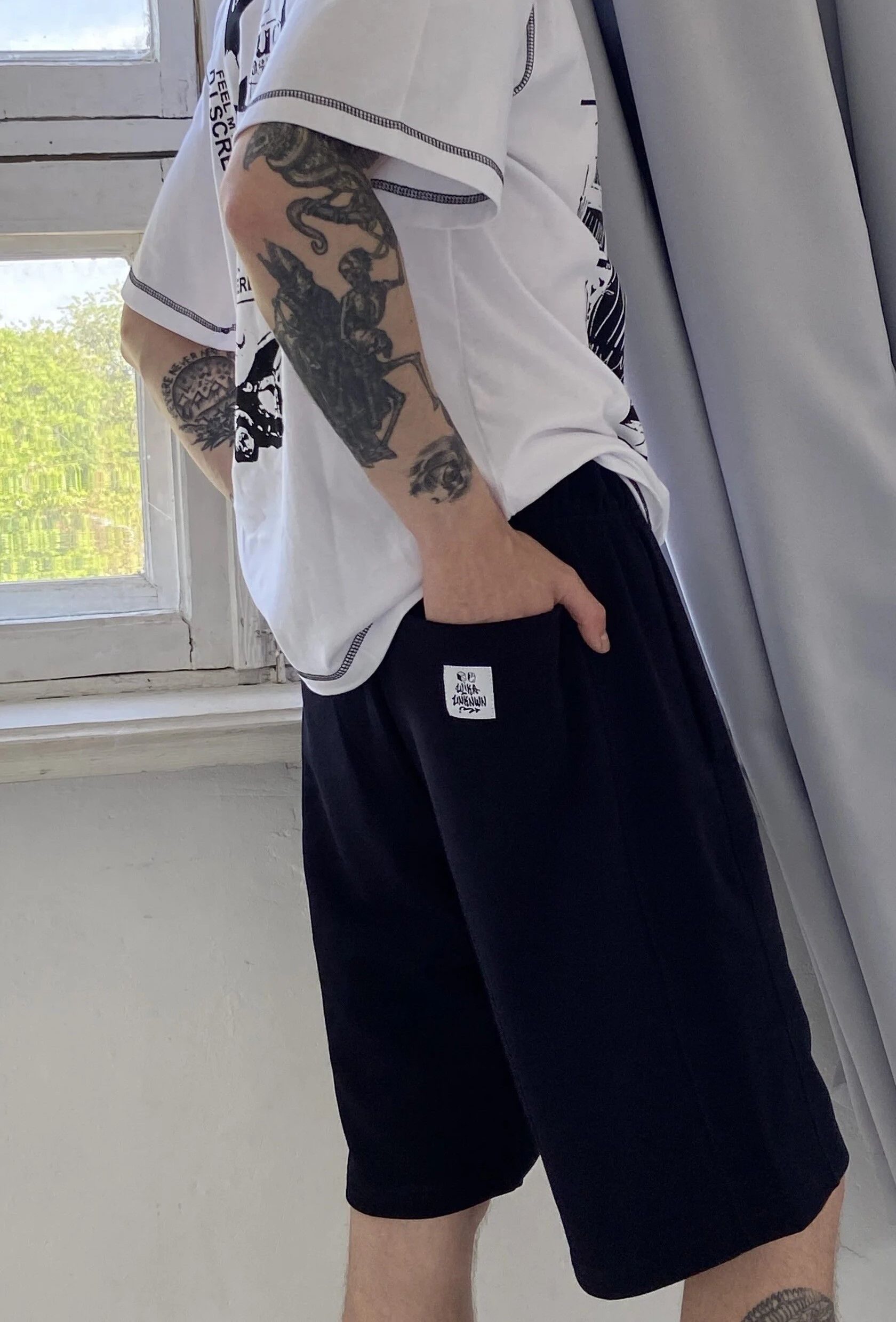 Other Streetwear shorts basic black ulika unknwnn Size US 34 / EU 50 - 13 Thumbnail