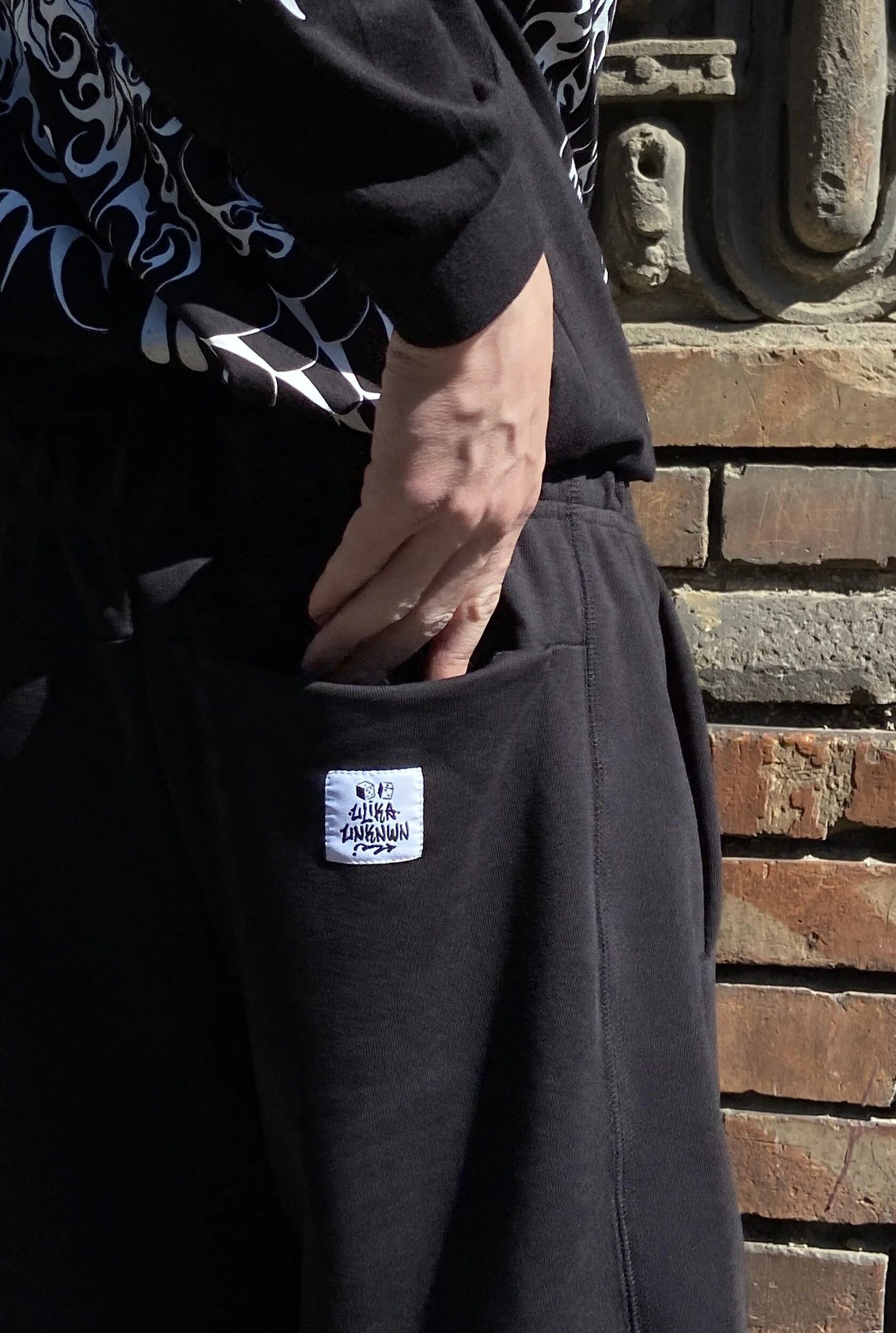 Other Streetwear shorts basic black ulika unknwnn Size US 34 / EU 50 - 3 Thumbnail