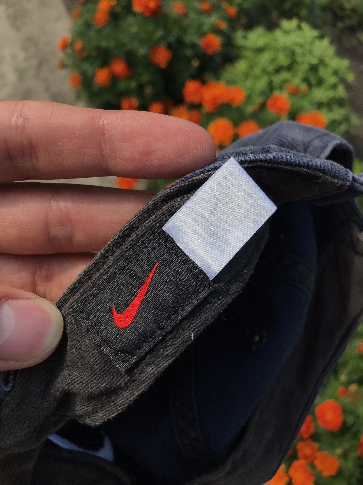 Nike × Vintage Nike Vintage 90s Distressed Big Swoosh Cap Size ONE SIZE - 8 Thumbnail