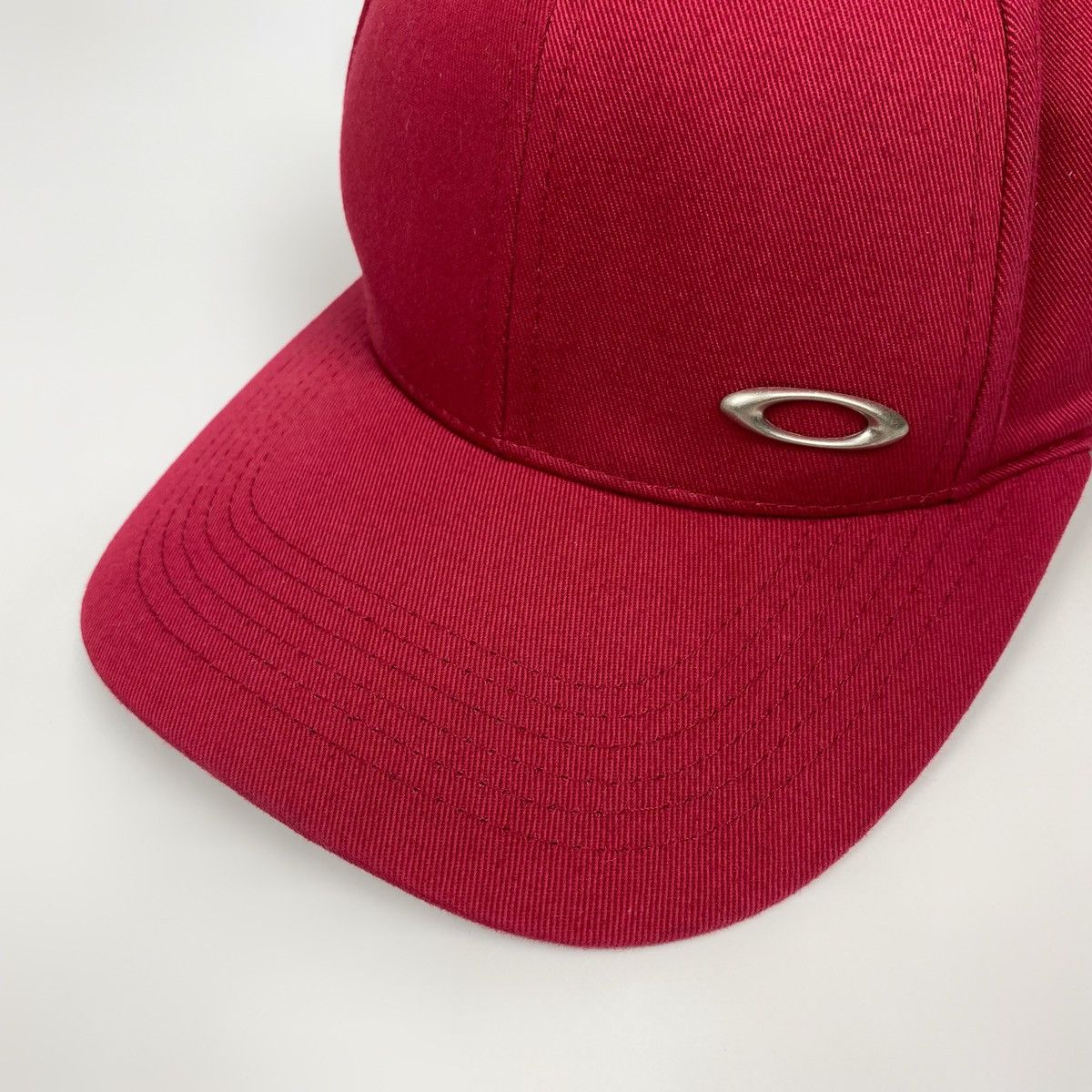 Oakley 2000’s Vintage Oakley Metallic Logo Snapback Cap Size ONE SIZE - 8 Thumbnail