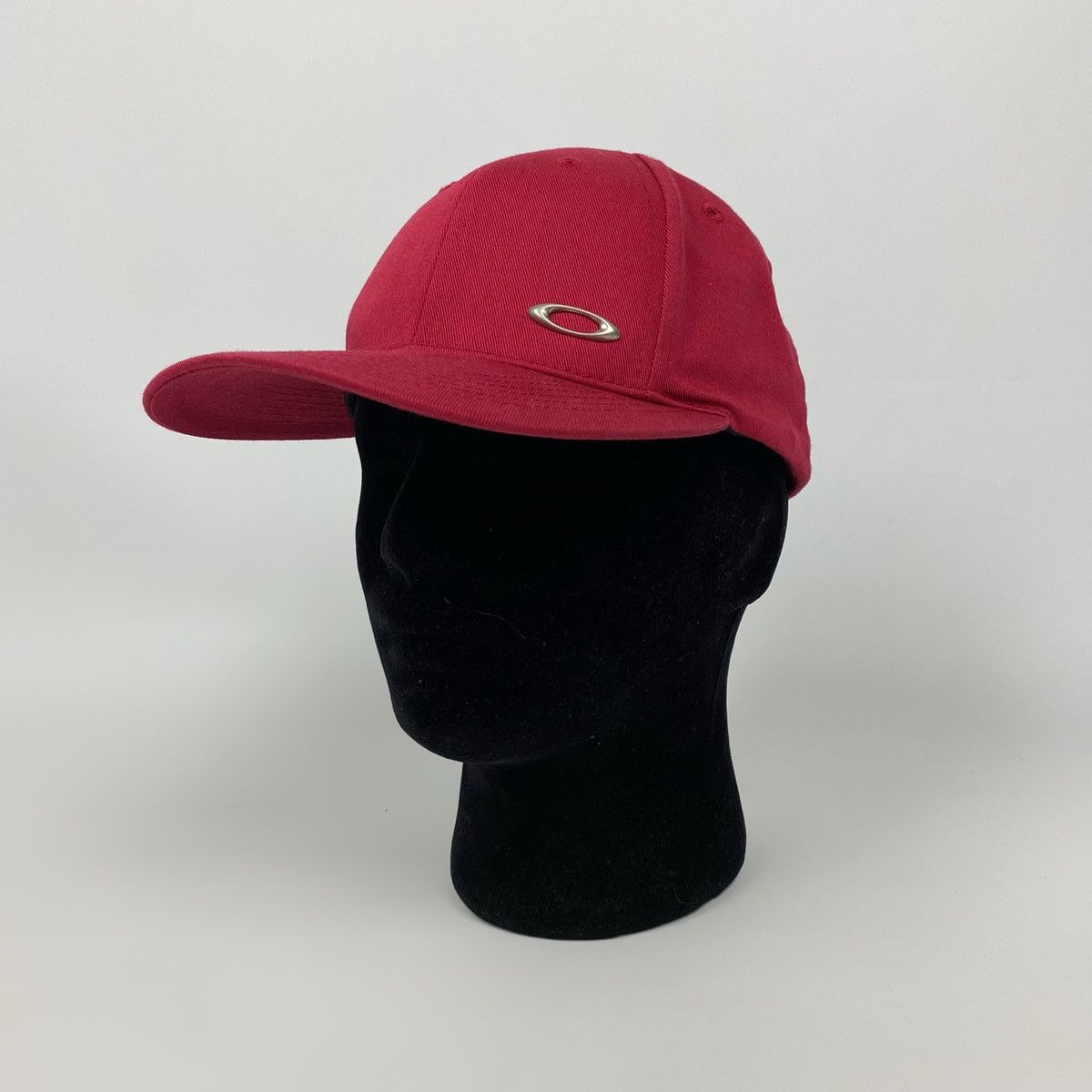 Oakley 2000’s Vintage Oakley Metallic Logo Snapback Cap Size ONE SIZE - 1 Thumbnail