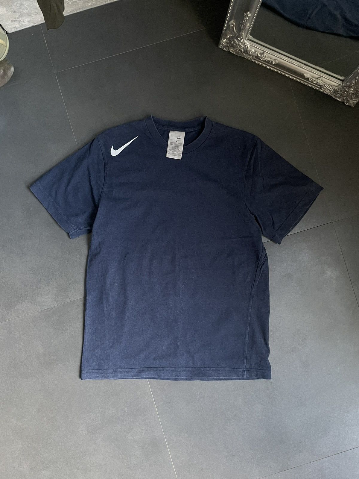 Nike × Vintage Vintage 90’s Nike Swoosh T-shirt Blue Sz M y2k Size US M / EU 48-50 / 2 - 3 Thumbnail