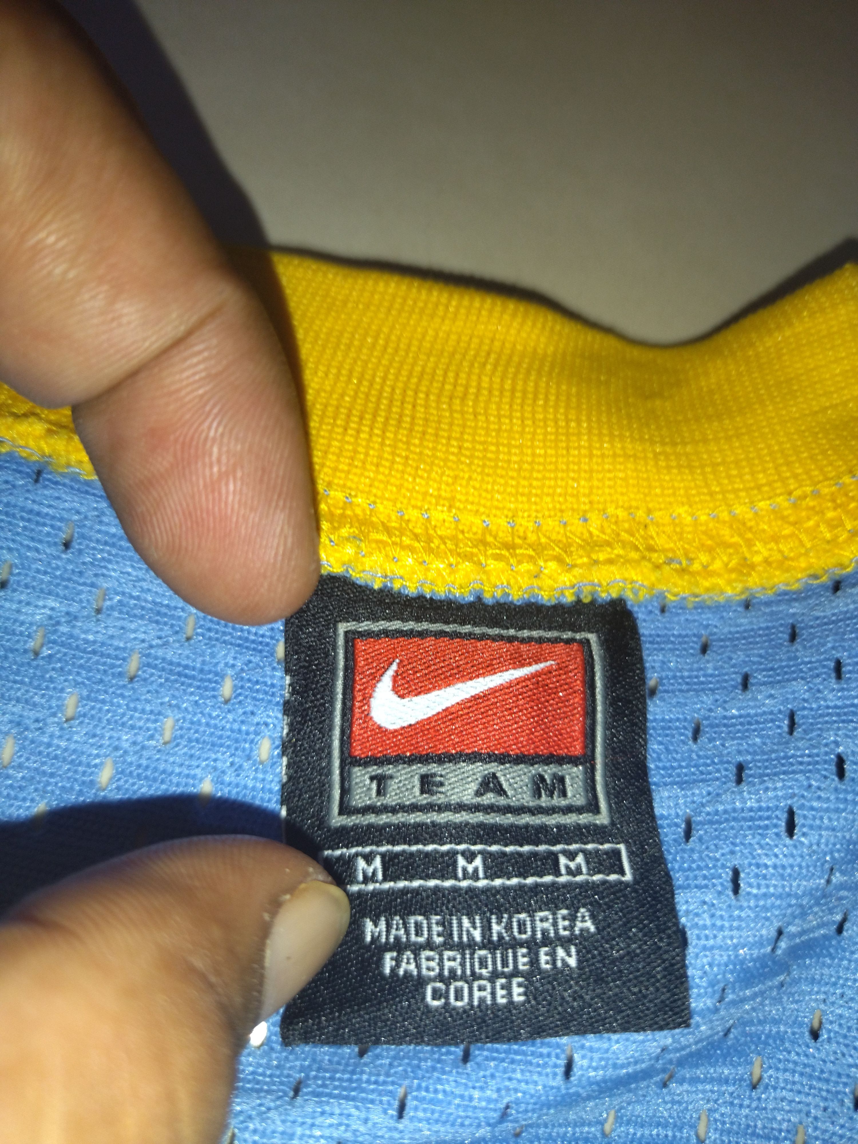 NBA × Nike × Vintage Vintage Nike Carmelo Anthony Denver NBA Jersey Size US M / EU 48-50 / 2 - 7 Thumbnail